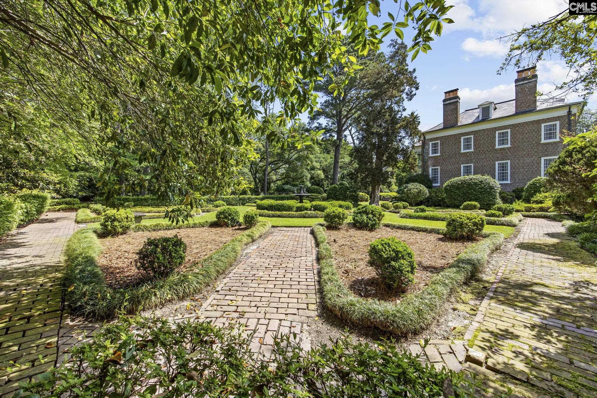 1100 W Carolina Avenue