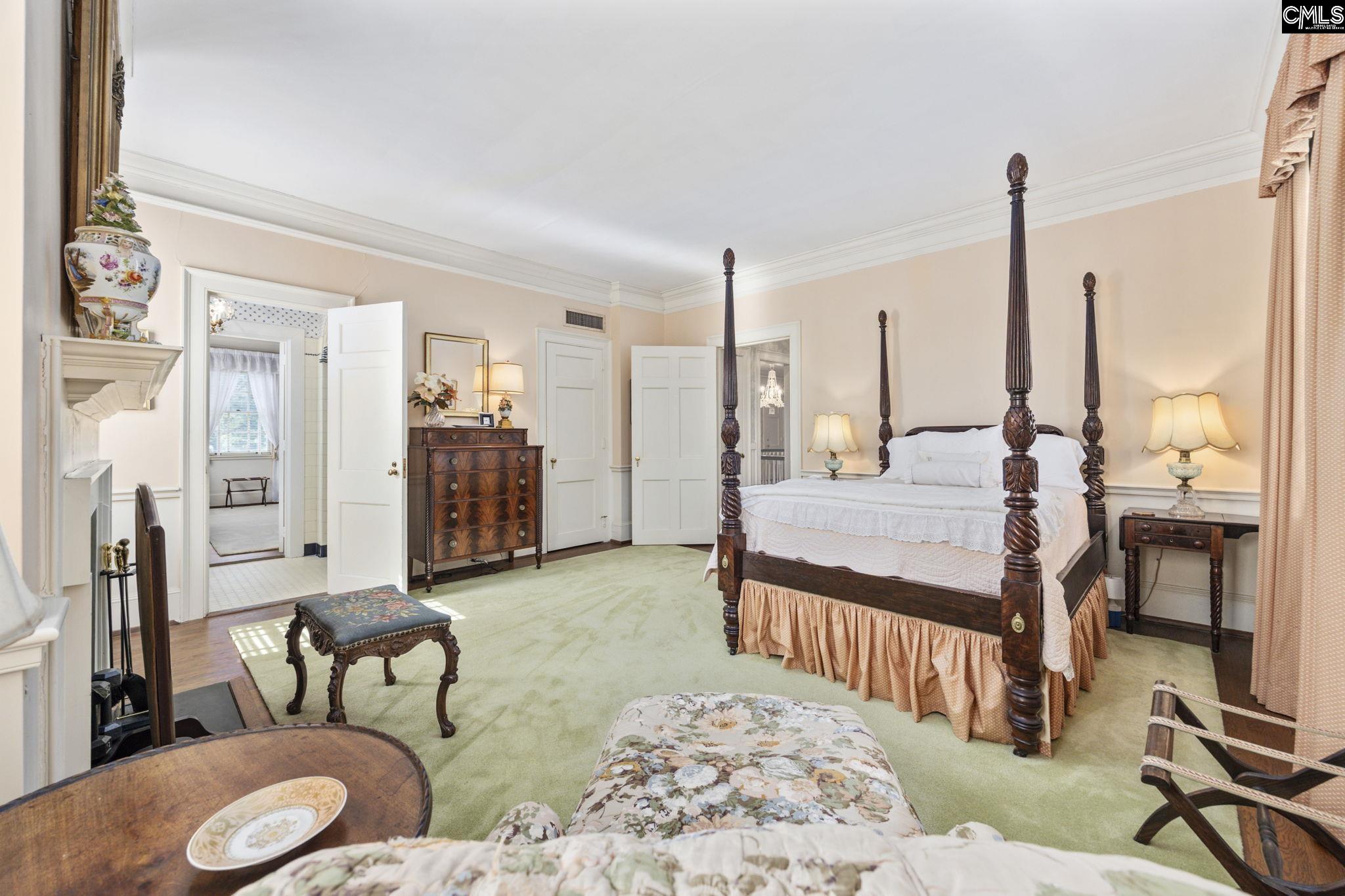 1100 W Carolina Avenue