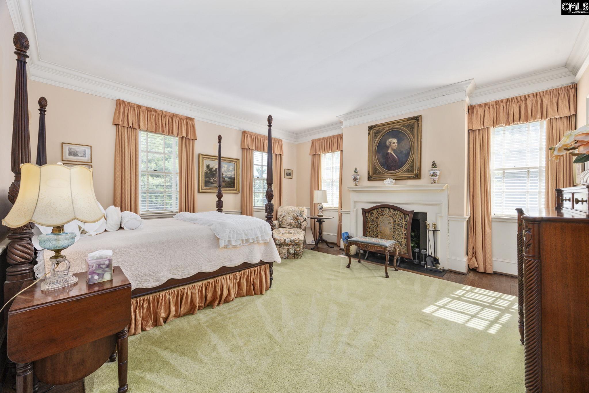 1100 W Carolina Avenue