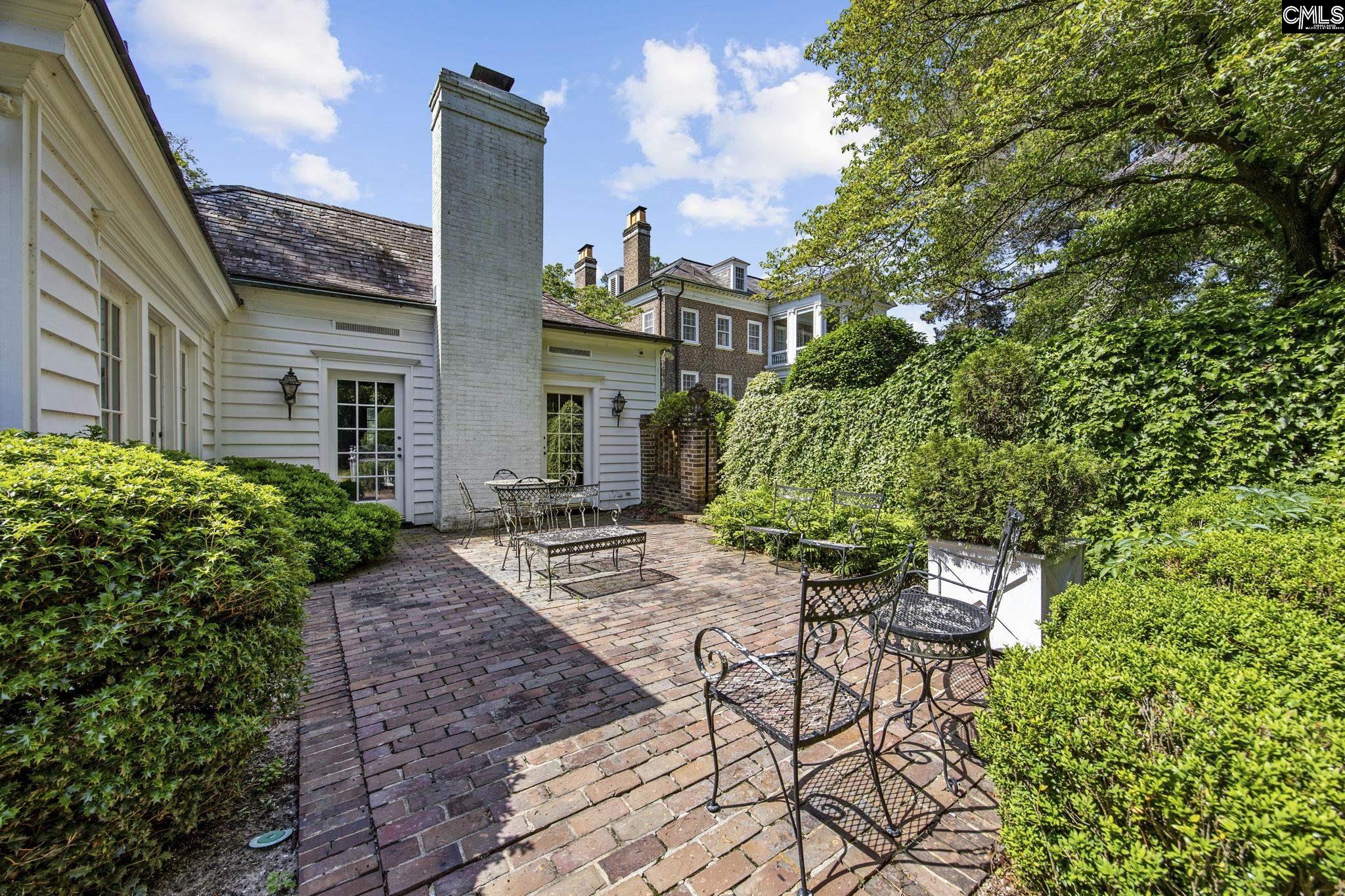 1100 W Carolina Avenue