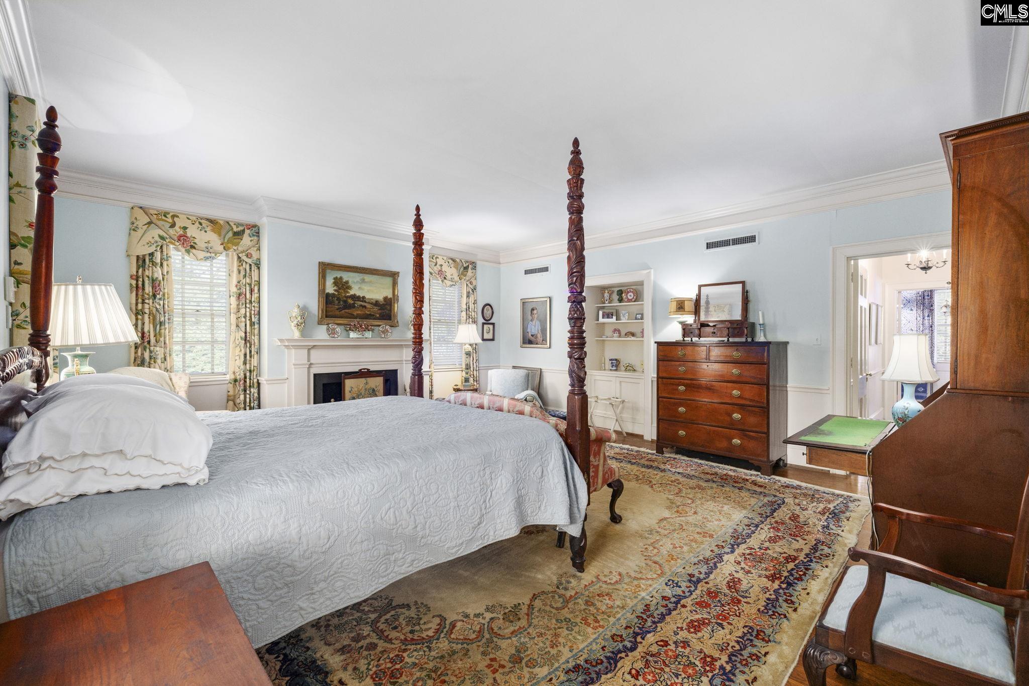 1100 W Carolina Avenue