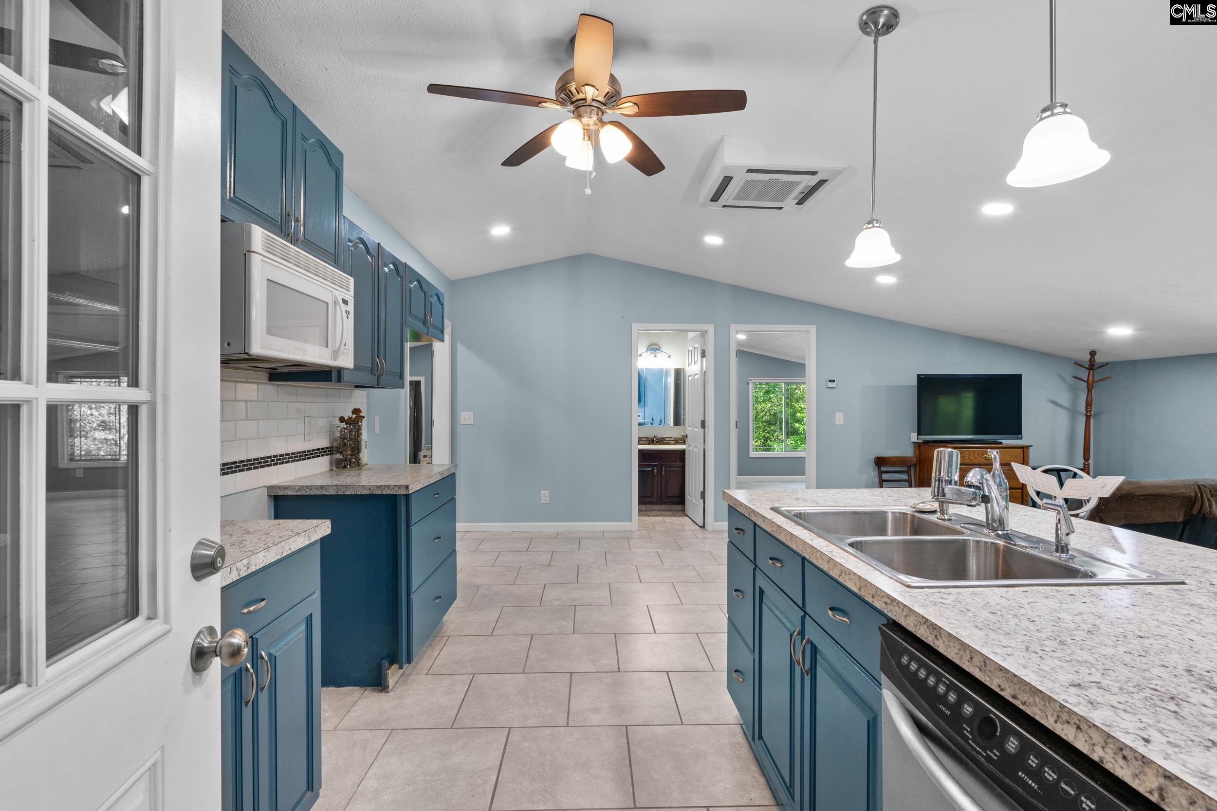 1427 Buck Hill Landing Road