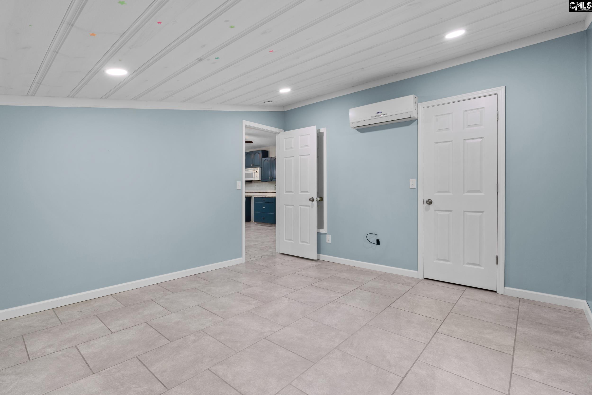 1427 Buck Hill Landing Road