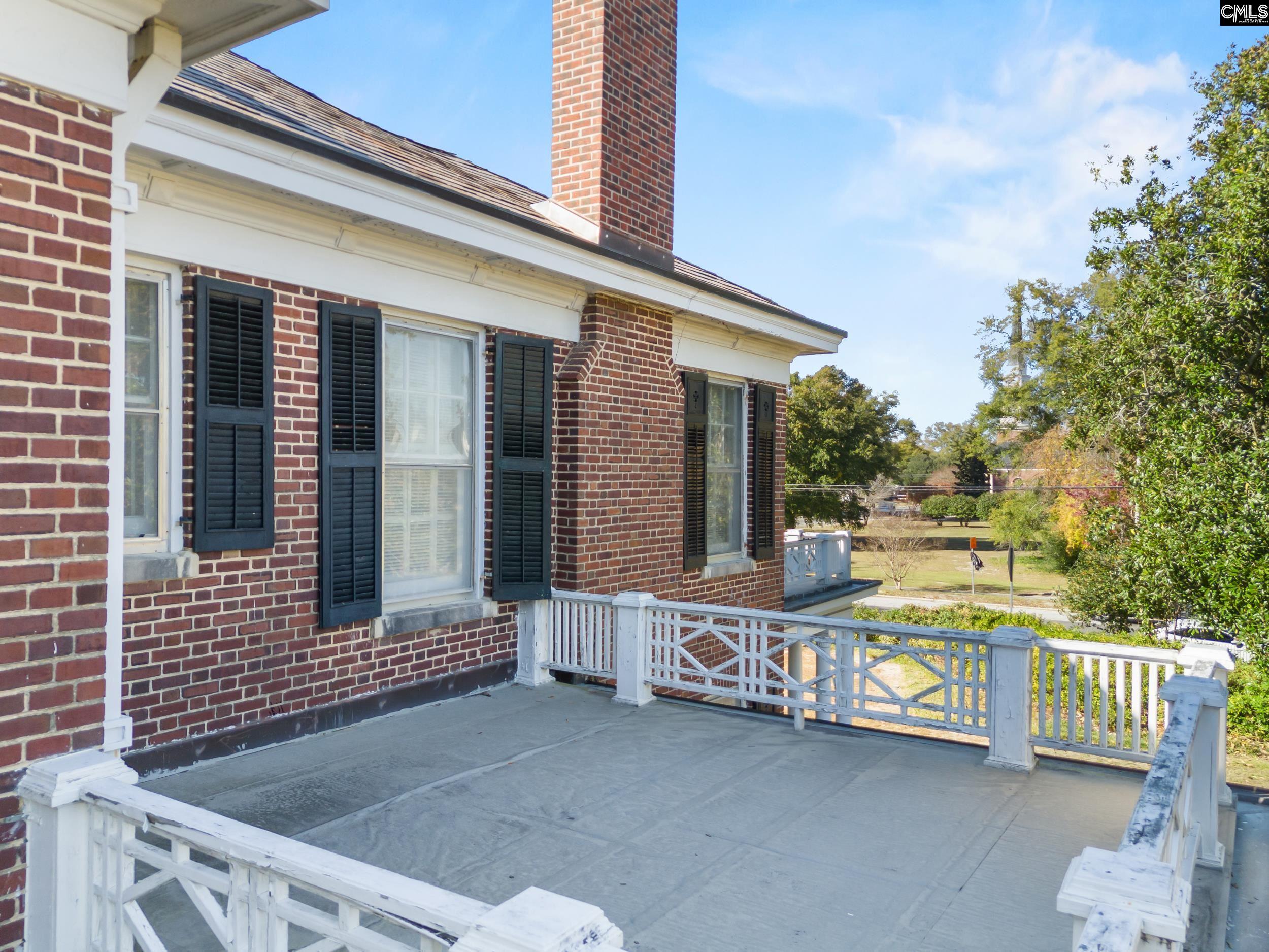 116 N Matson