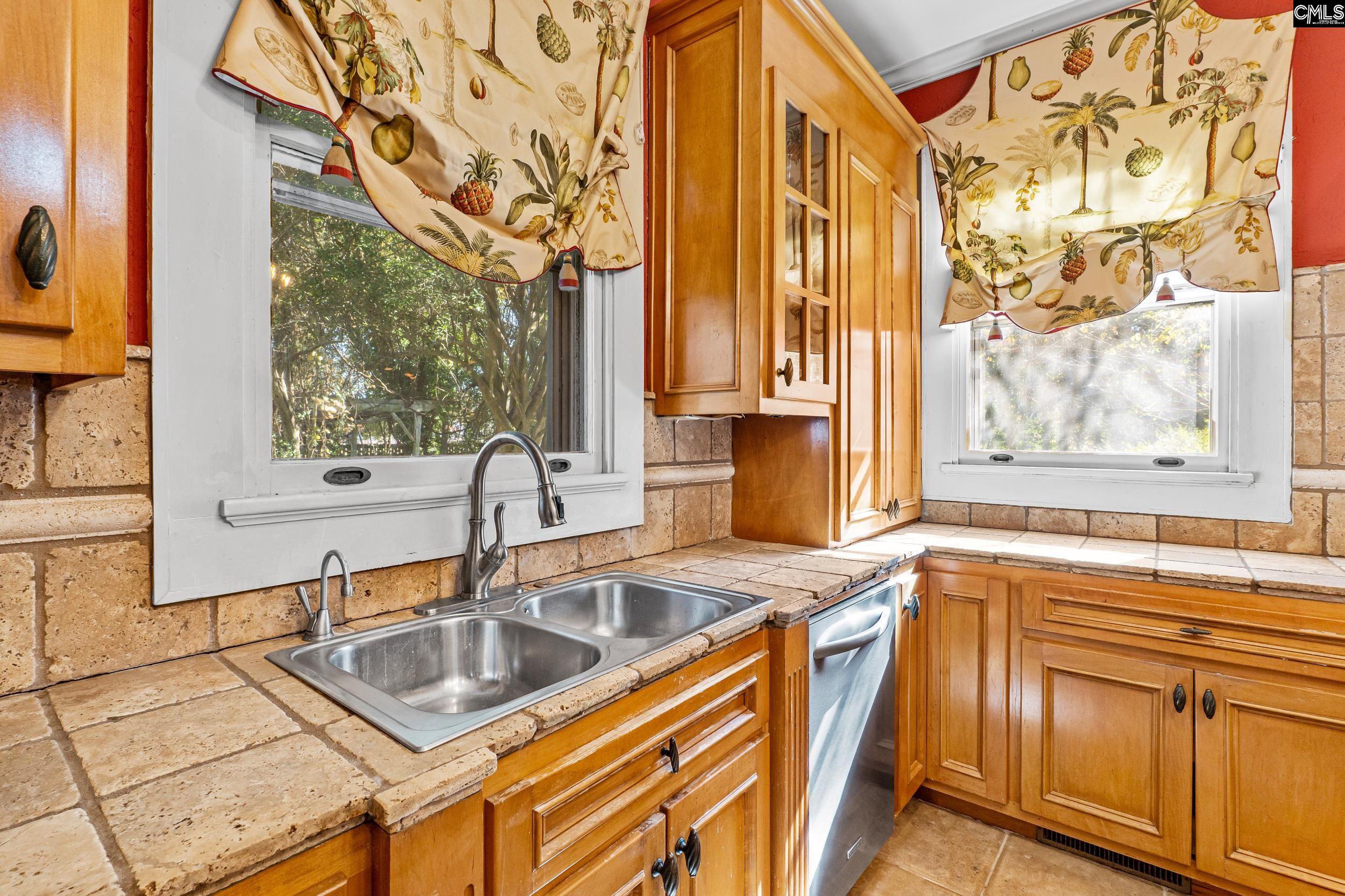 116 N Matson