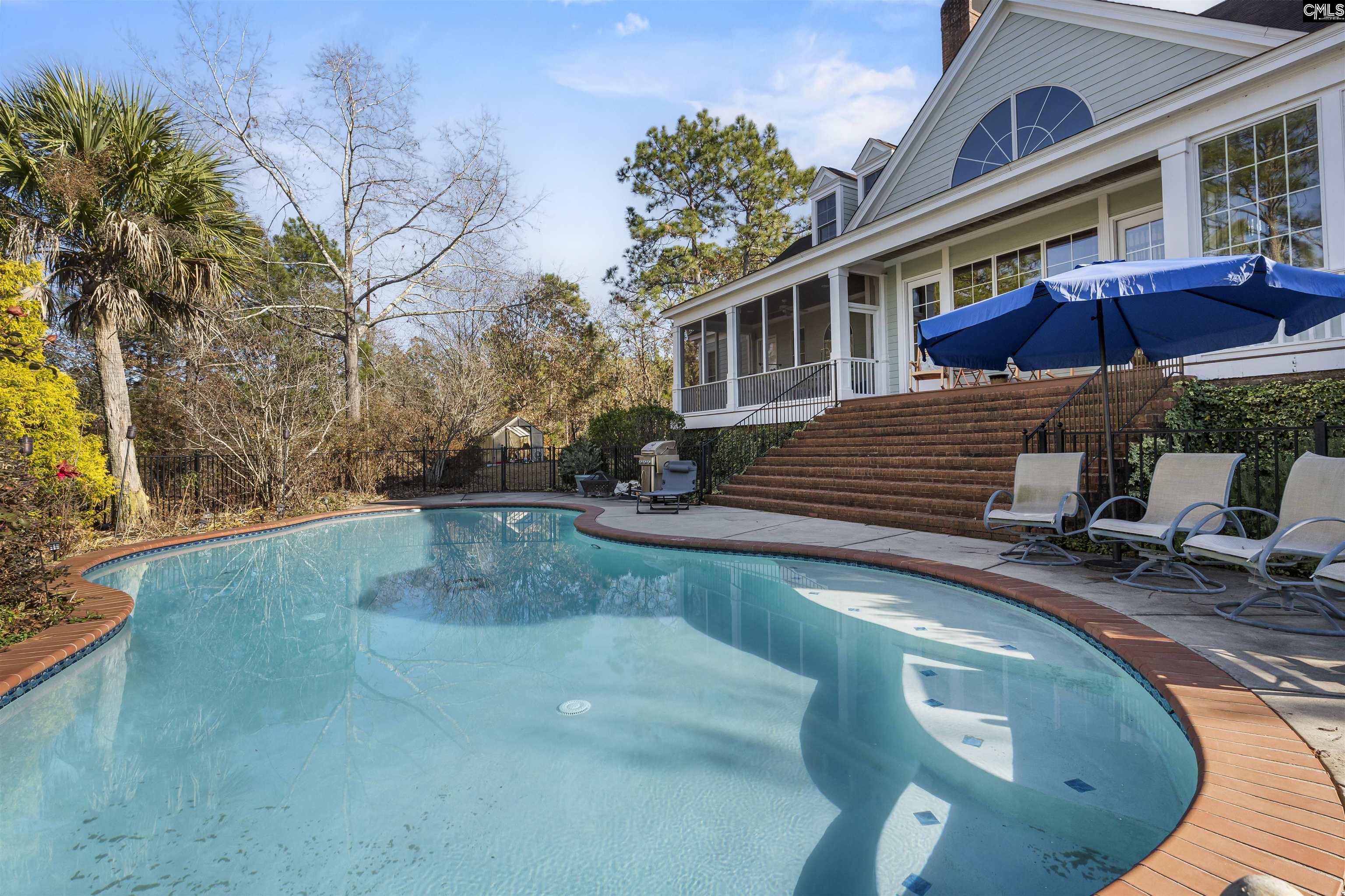 160 Hound Hollow Road