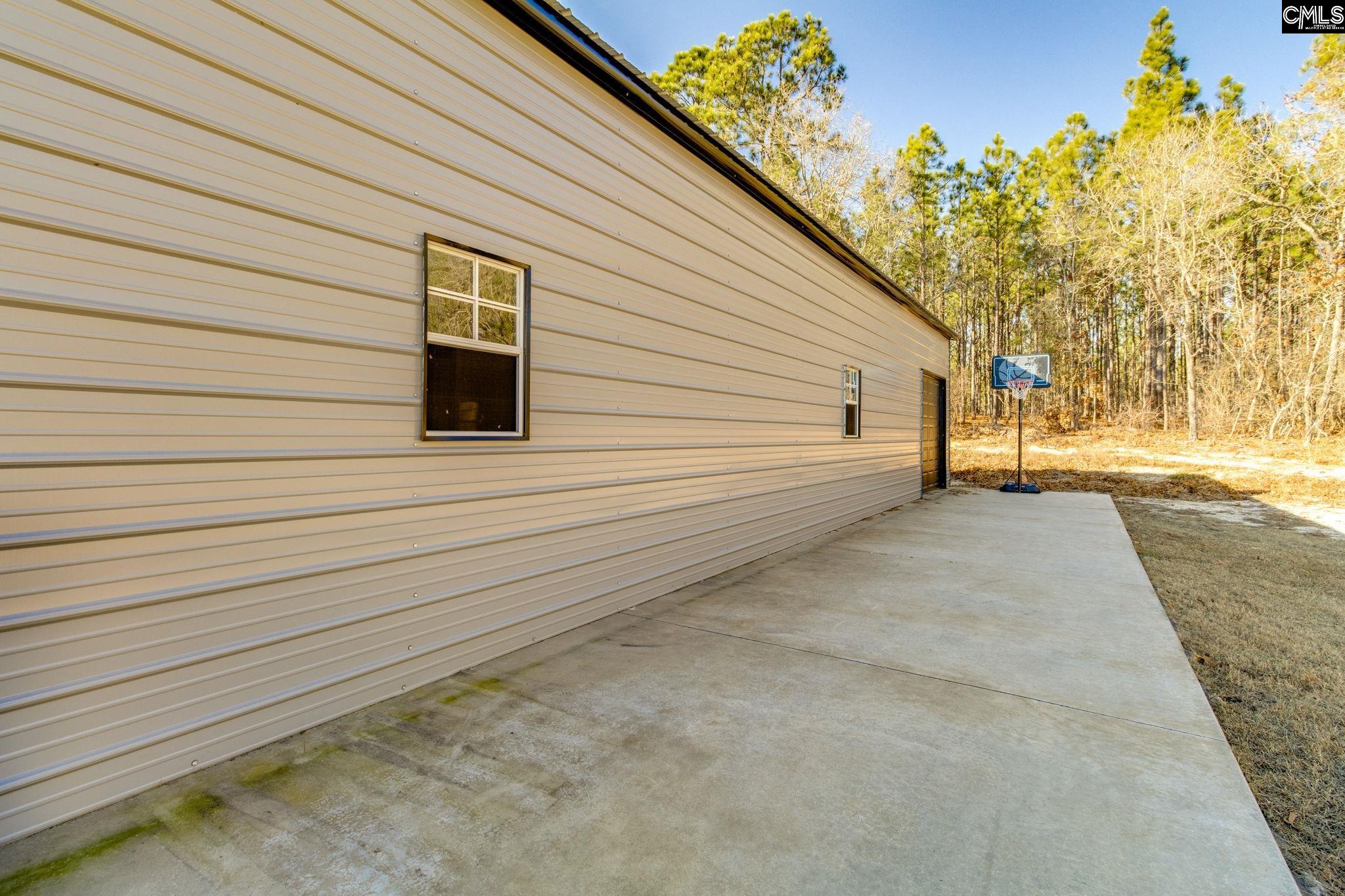 1043 Hermitage Pond Road