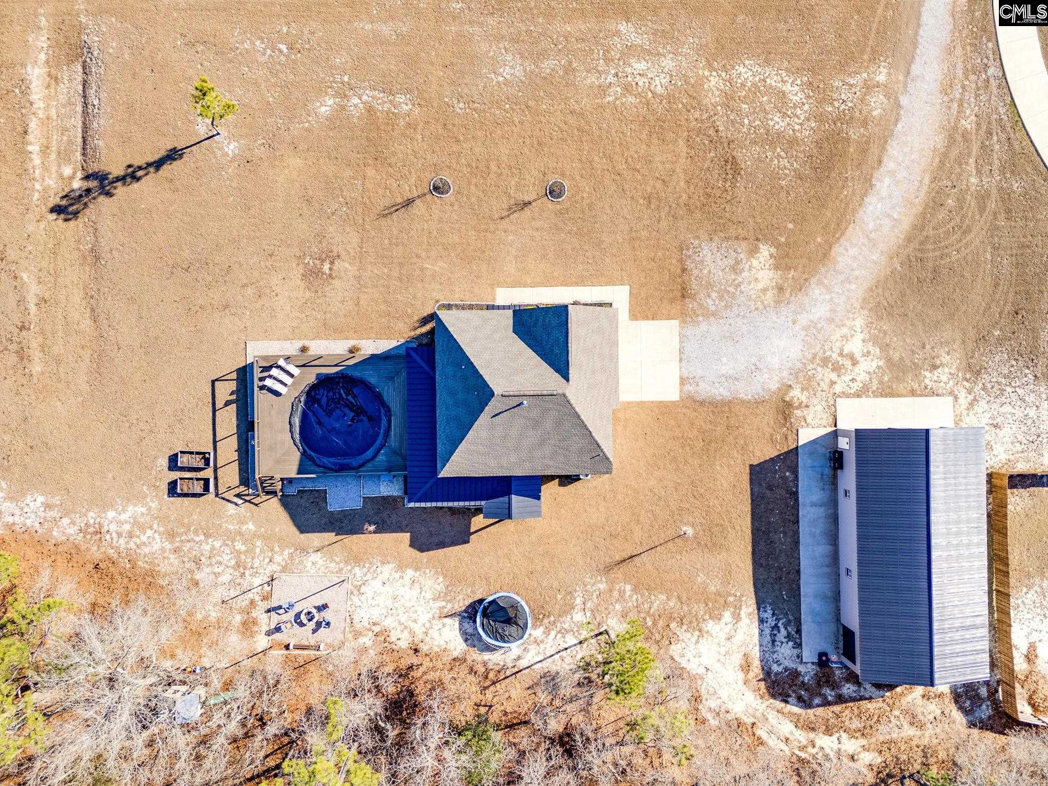 1043 Hermitage Pond Road