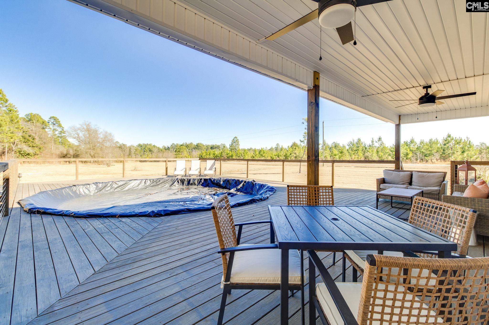 1043 Hermitage Pond Road