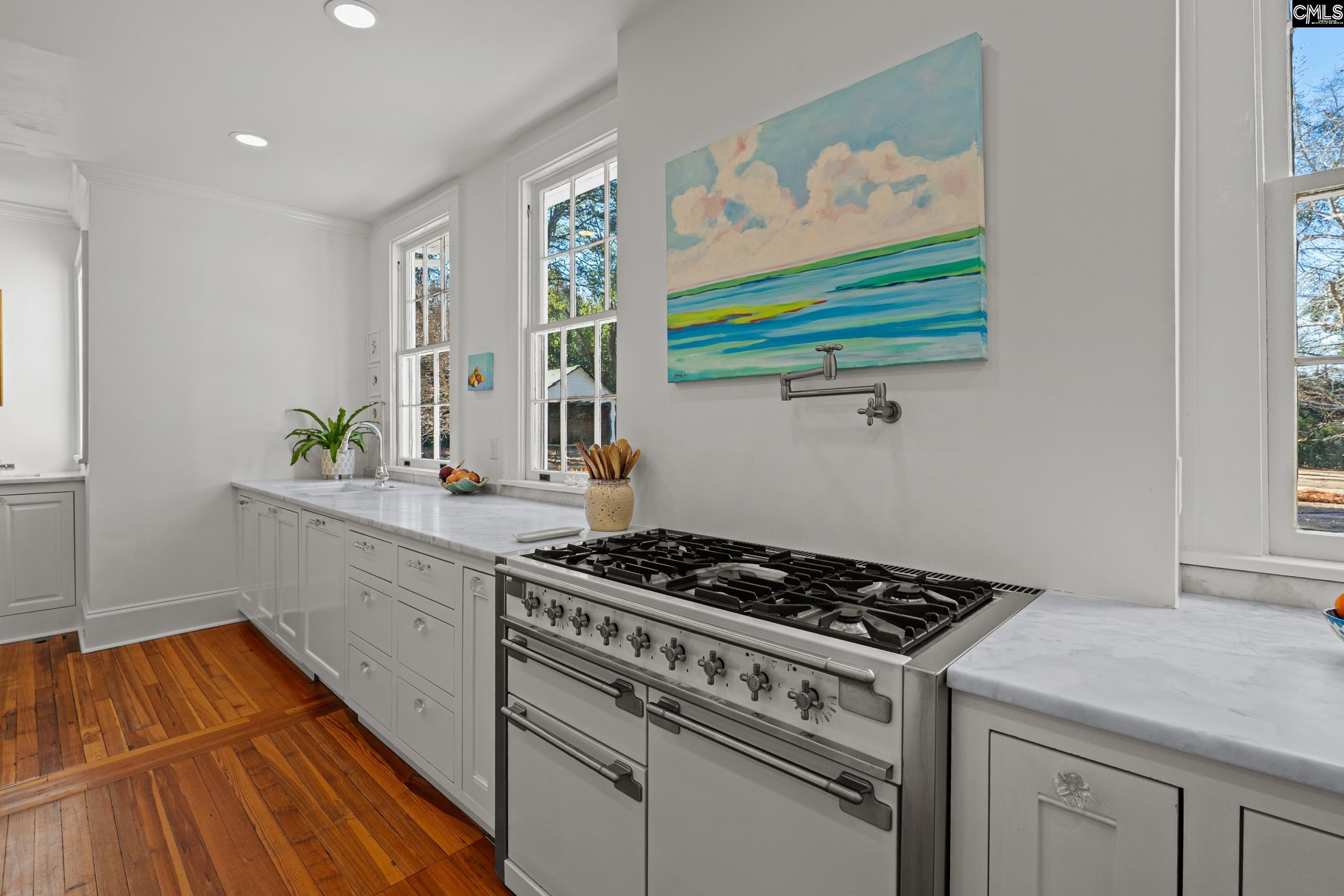 2031 Lyttleton Street