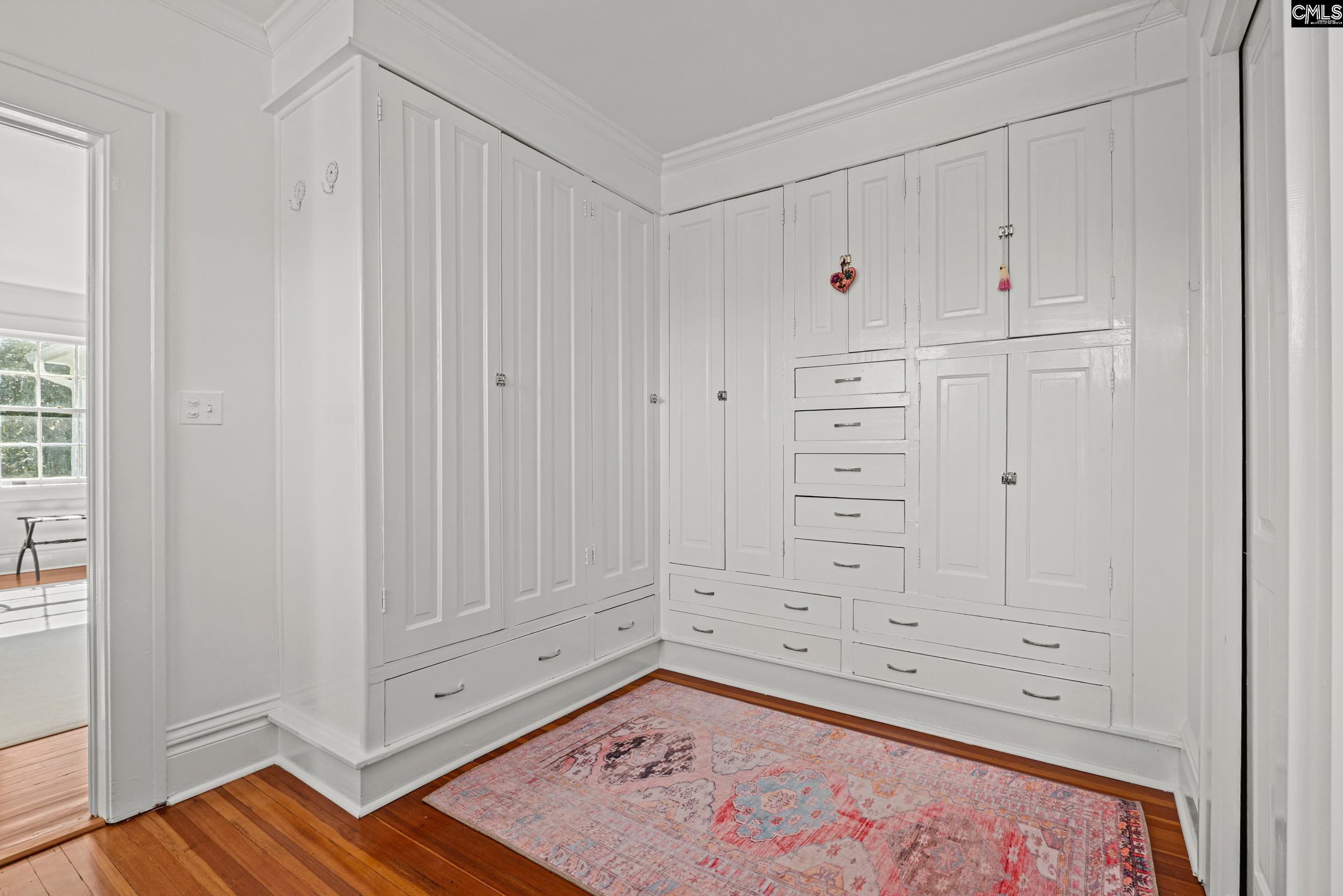 2031 Lyttleton Street