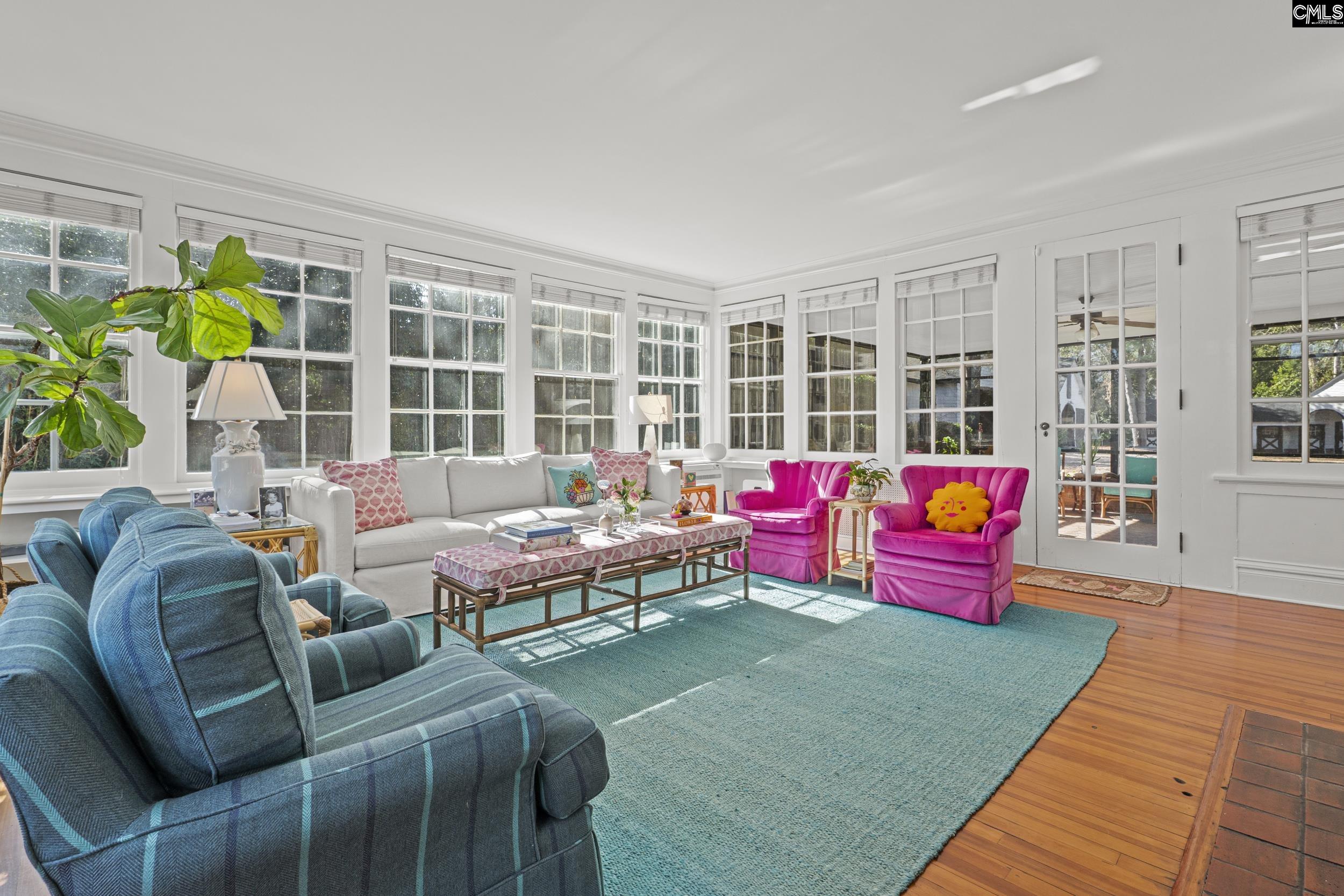 2031 Lyttleton Street