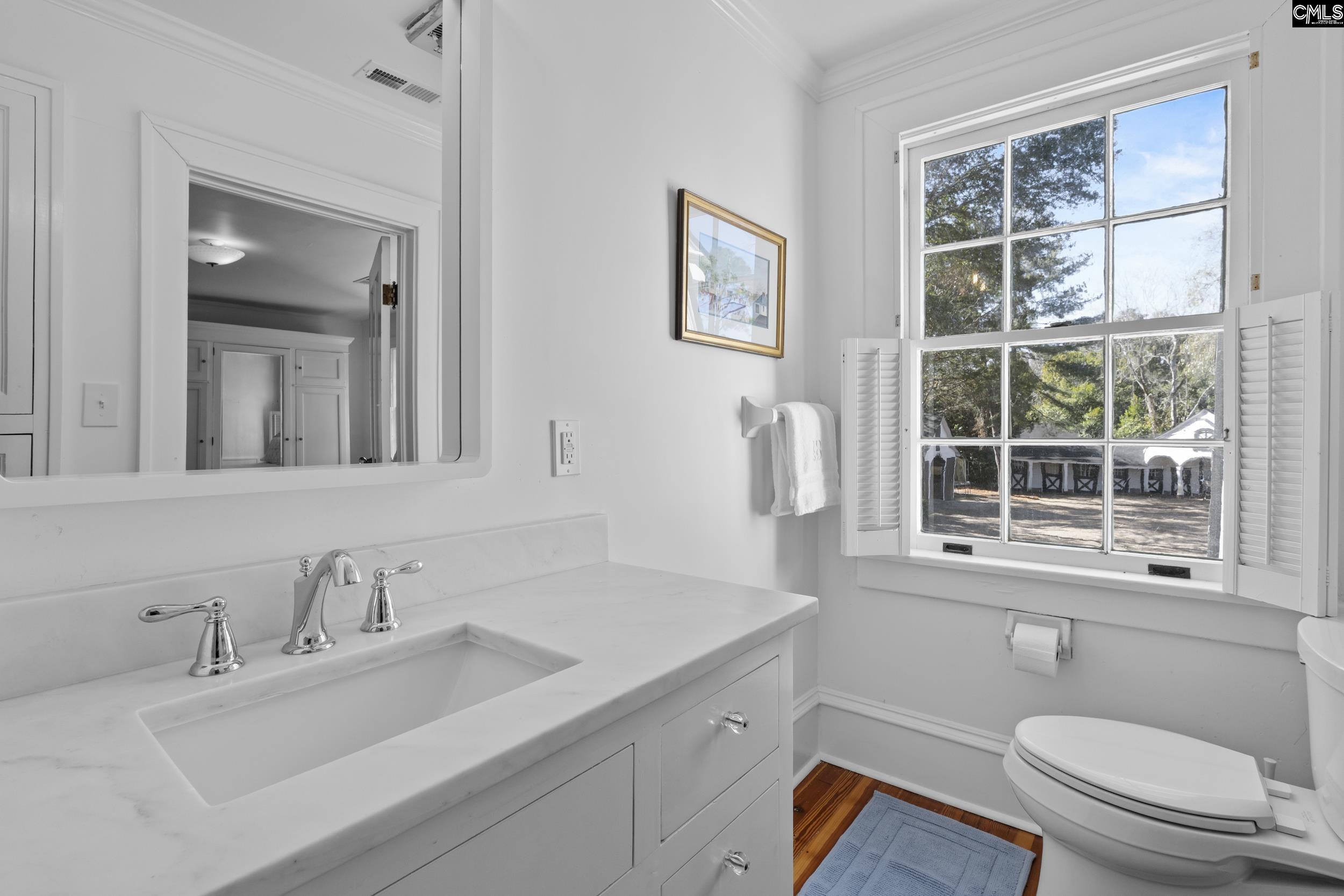 2031 Lyttleton Street