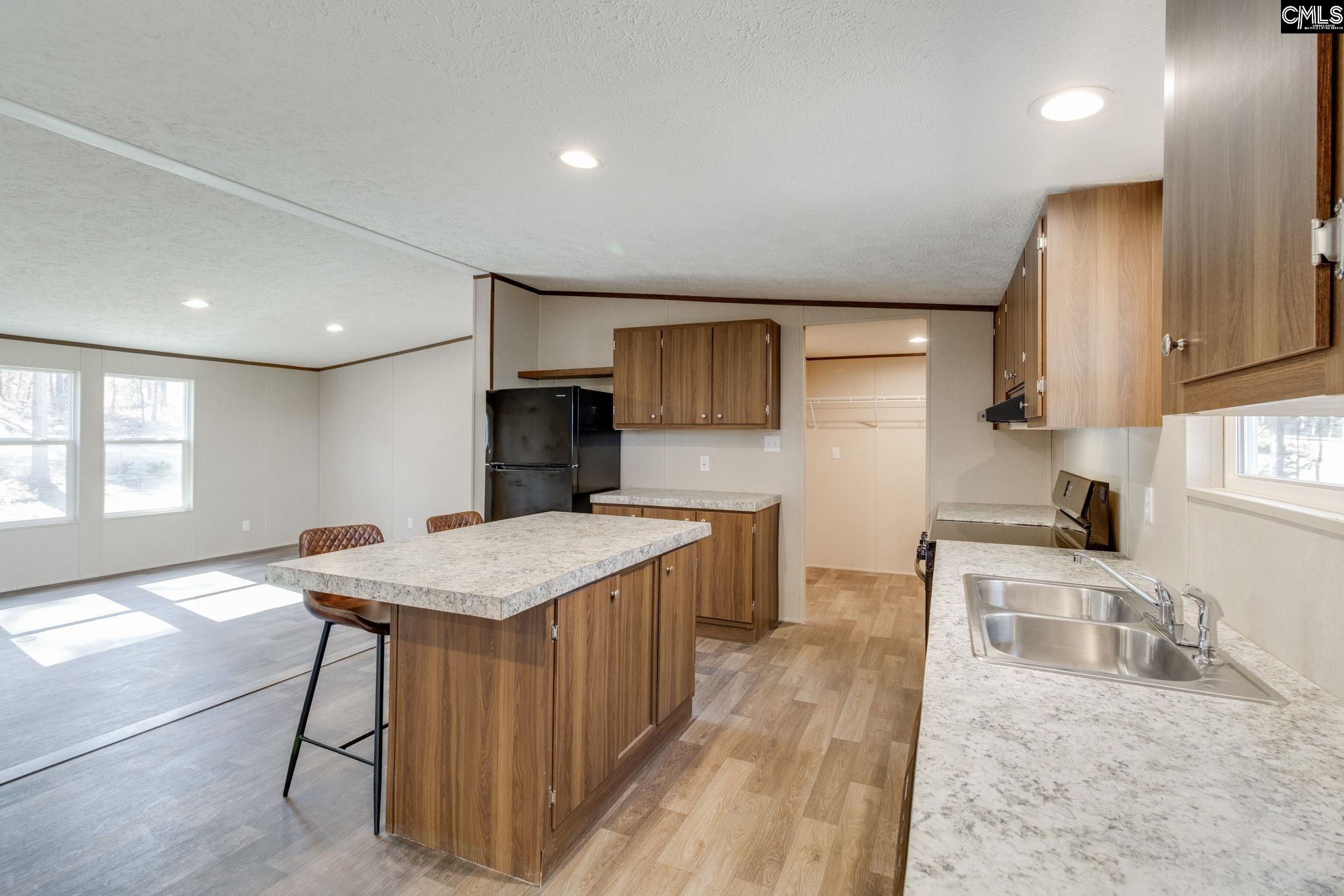 5339 Lockhart Road