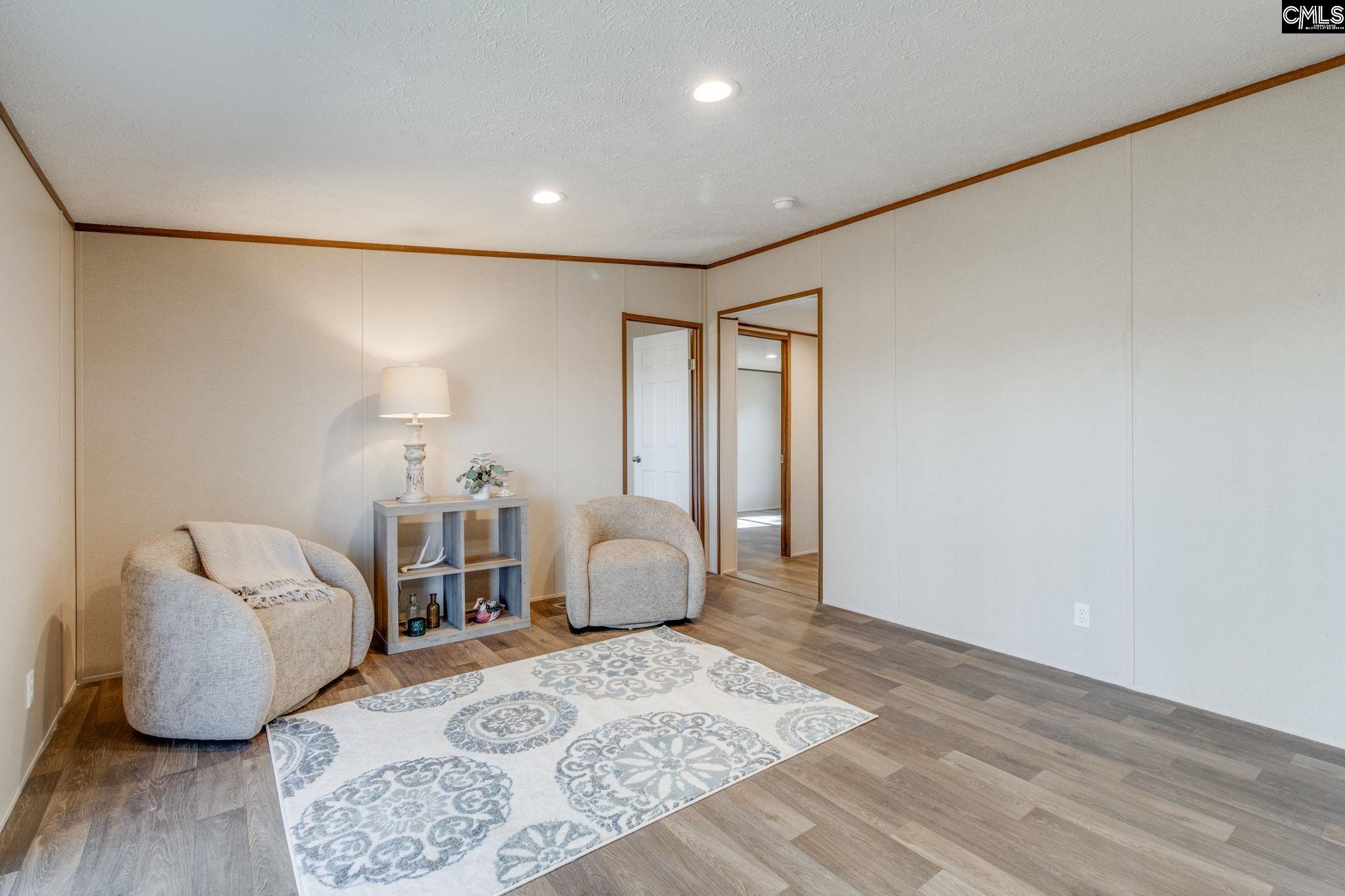 5339 Lockhart Road