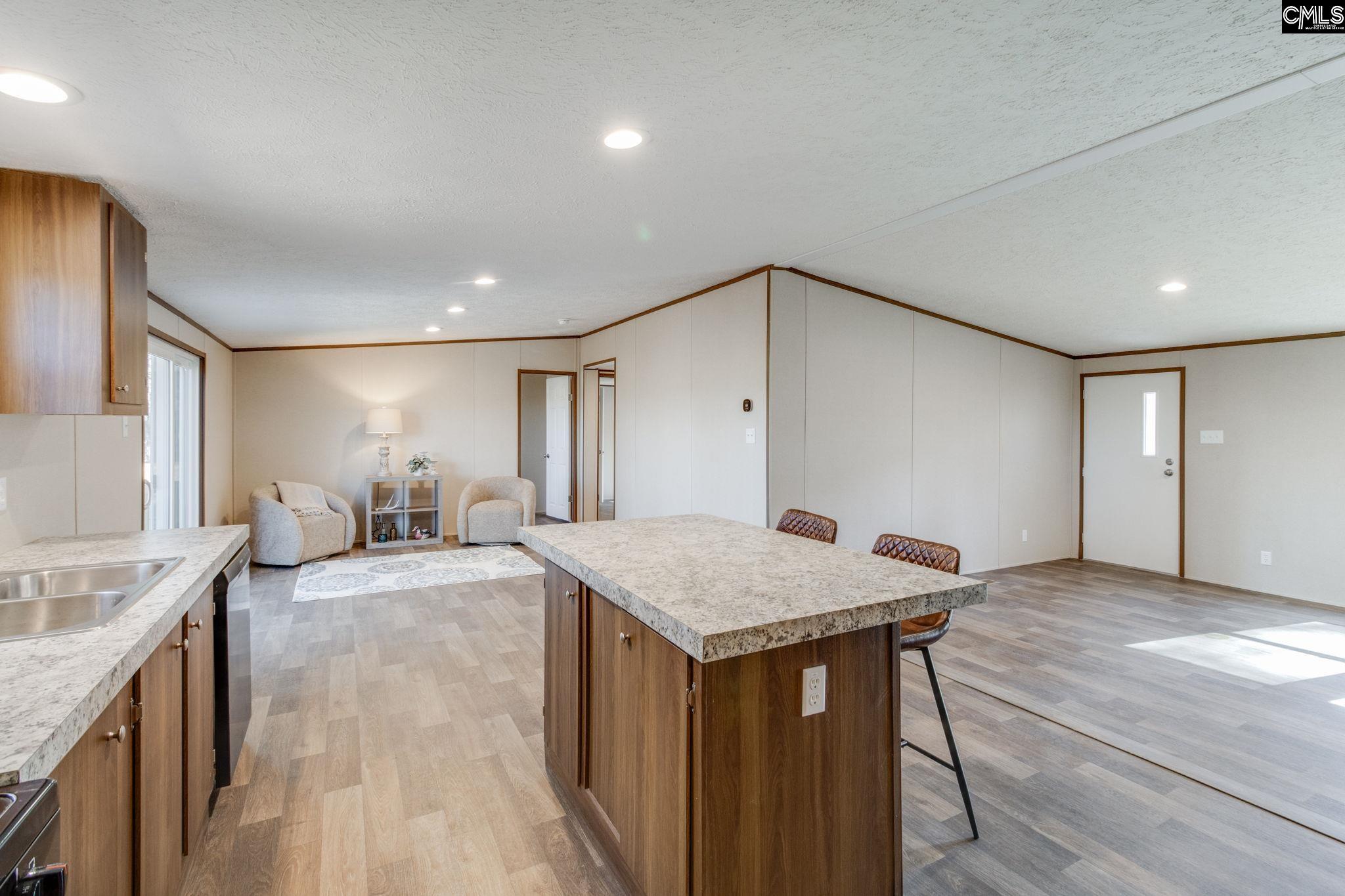 5339 Lockhart Road