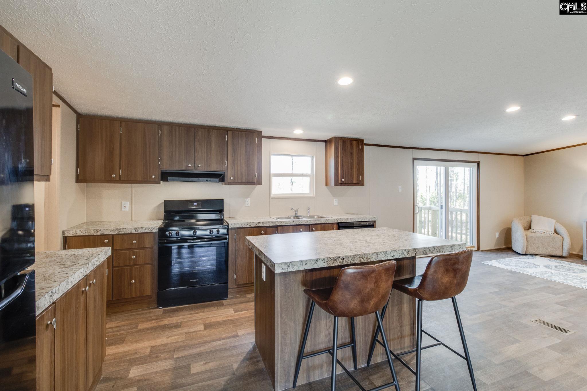 5339 Lockhart Road