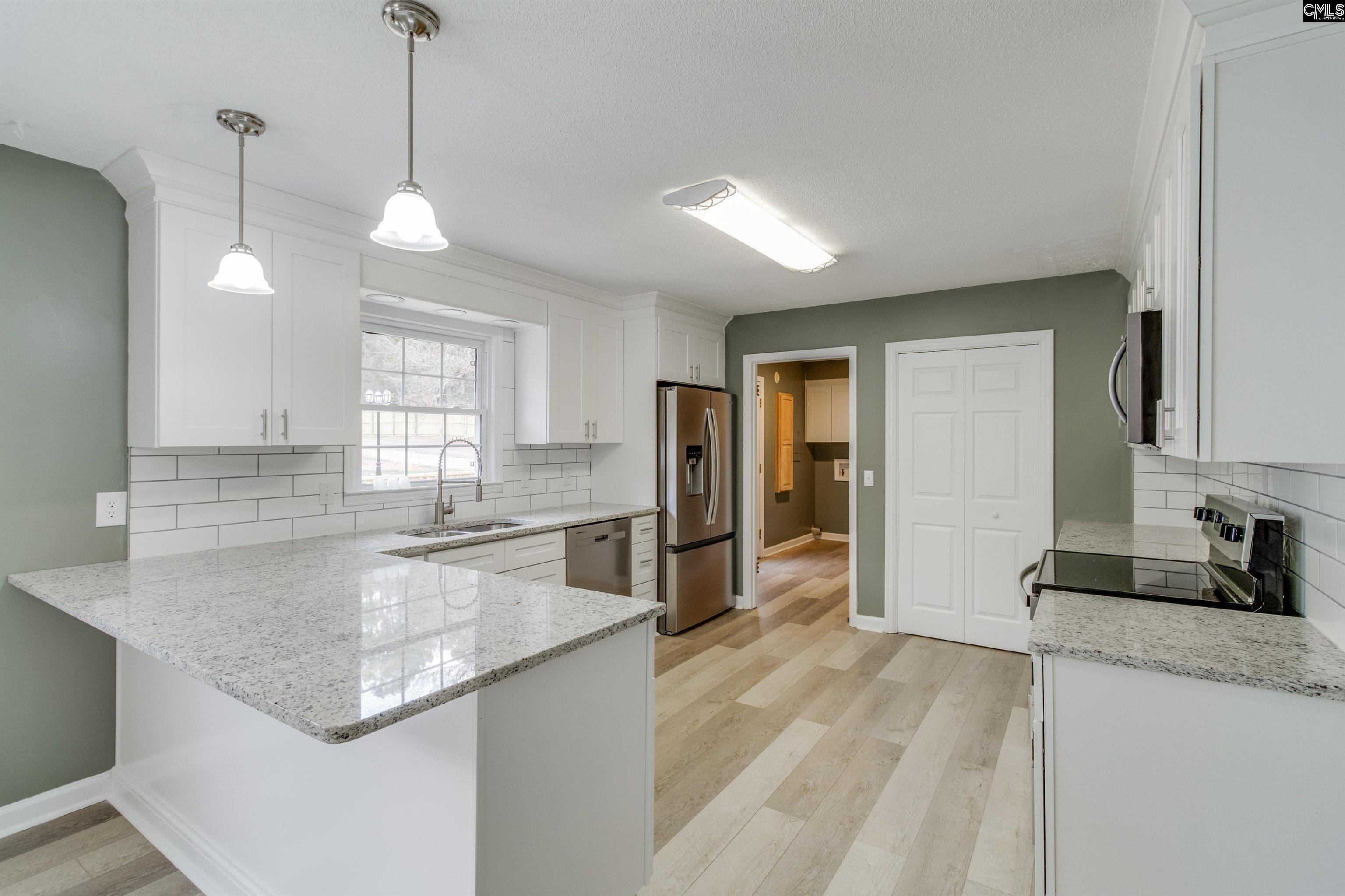 1207 S Fredericksburg Drive