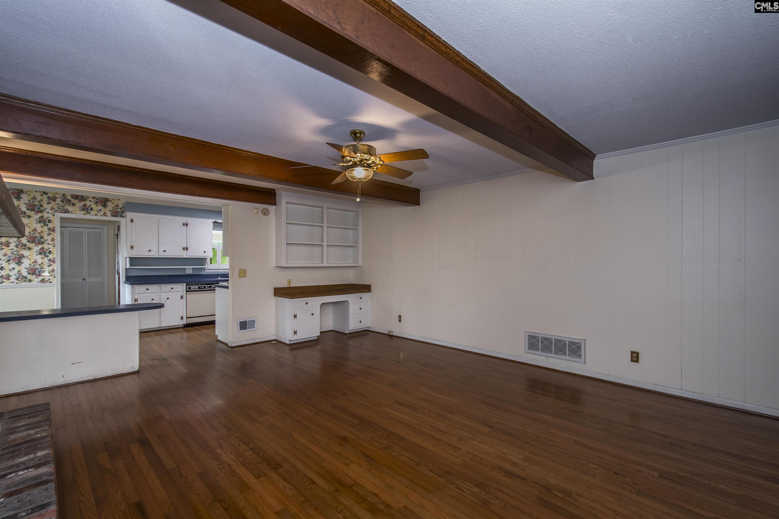 1707 Carl Road