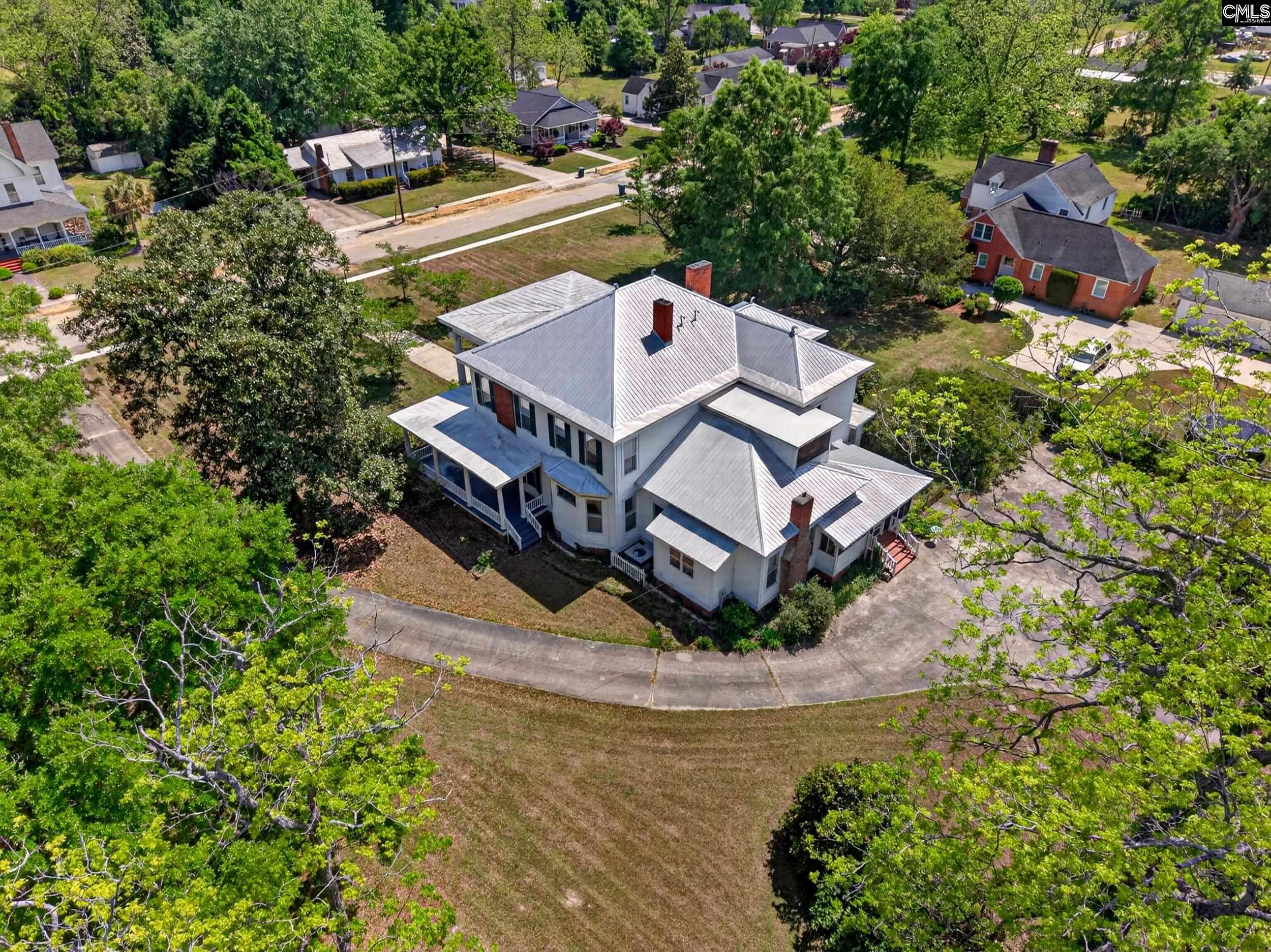 121 Dew Street