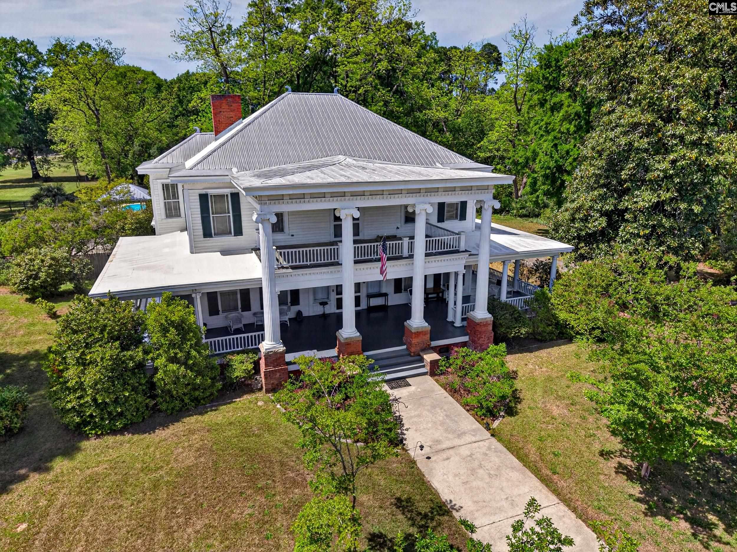 121 Dew Street