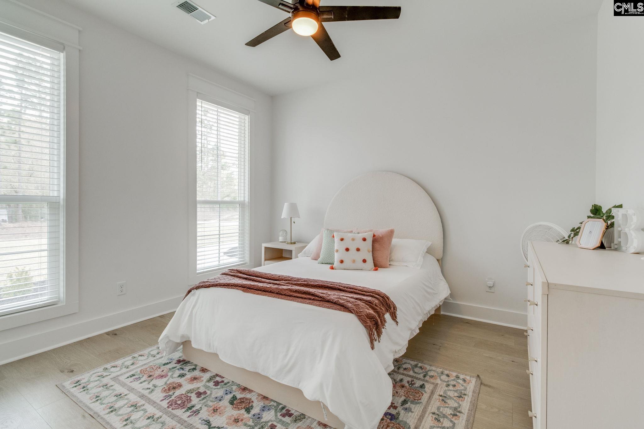 1322 Sunnyhill Drive