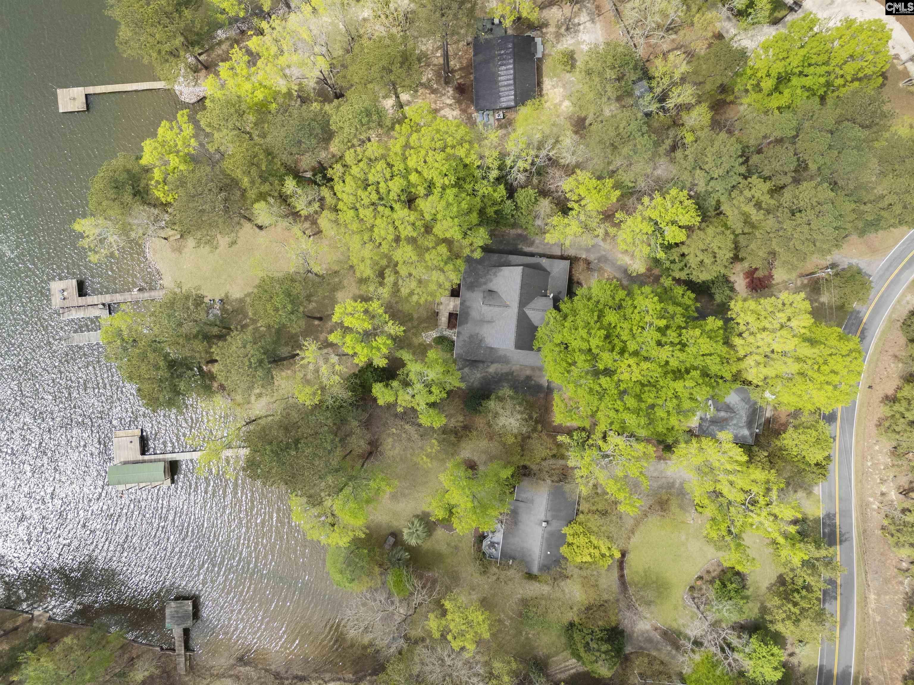 2223 Lakeshore Road
