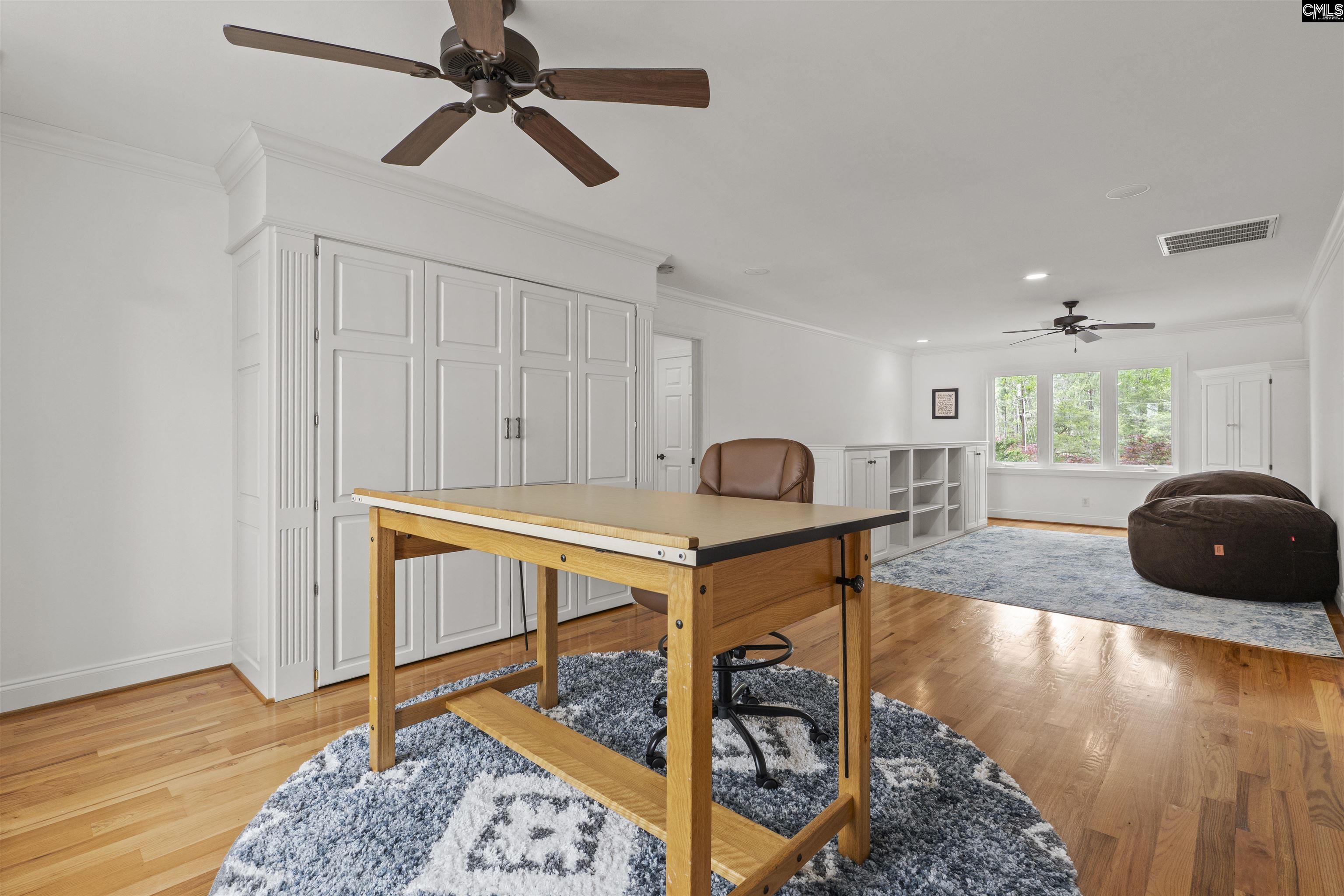 2223 Lakeshore Road