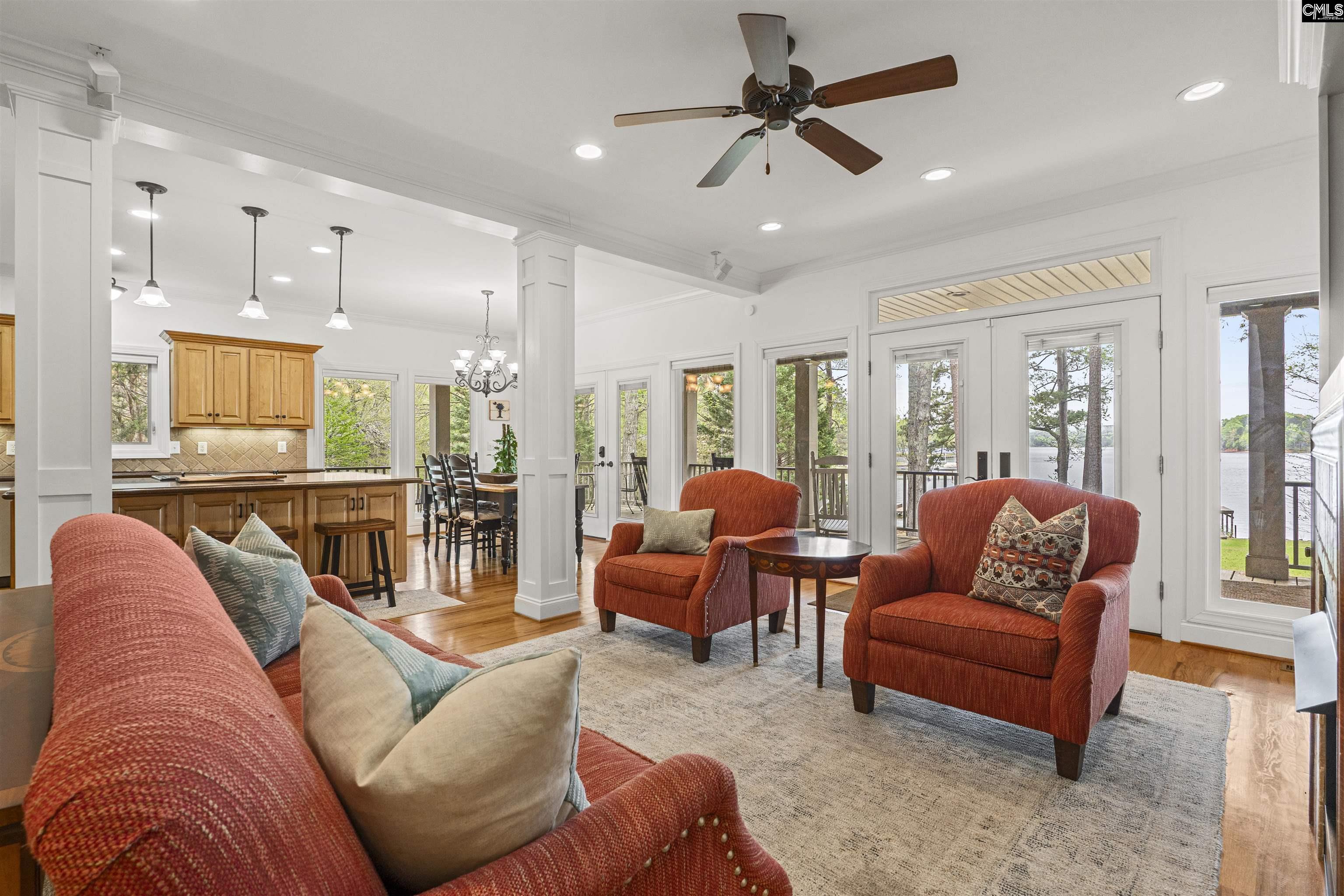2223 Lakeshore Road