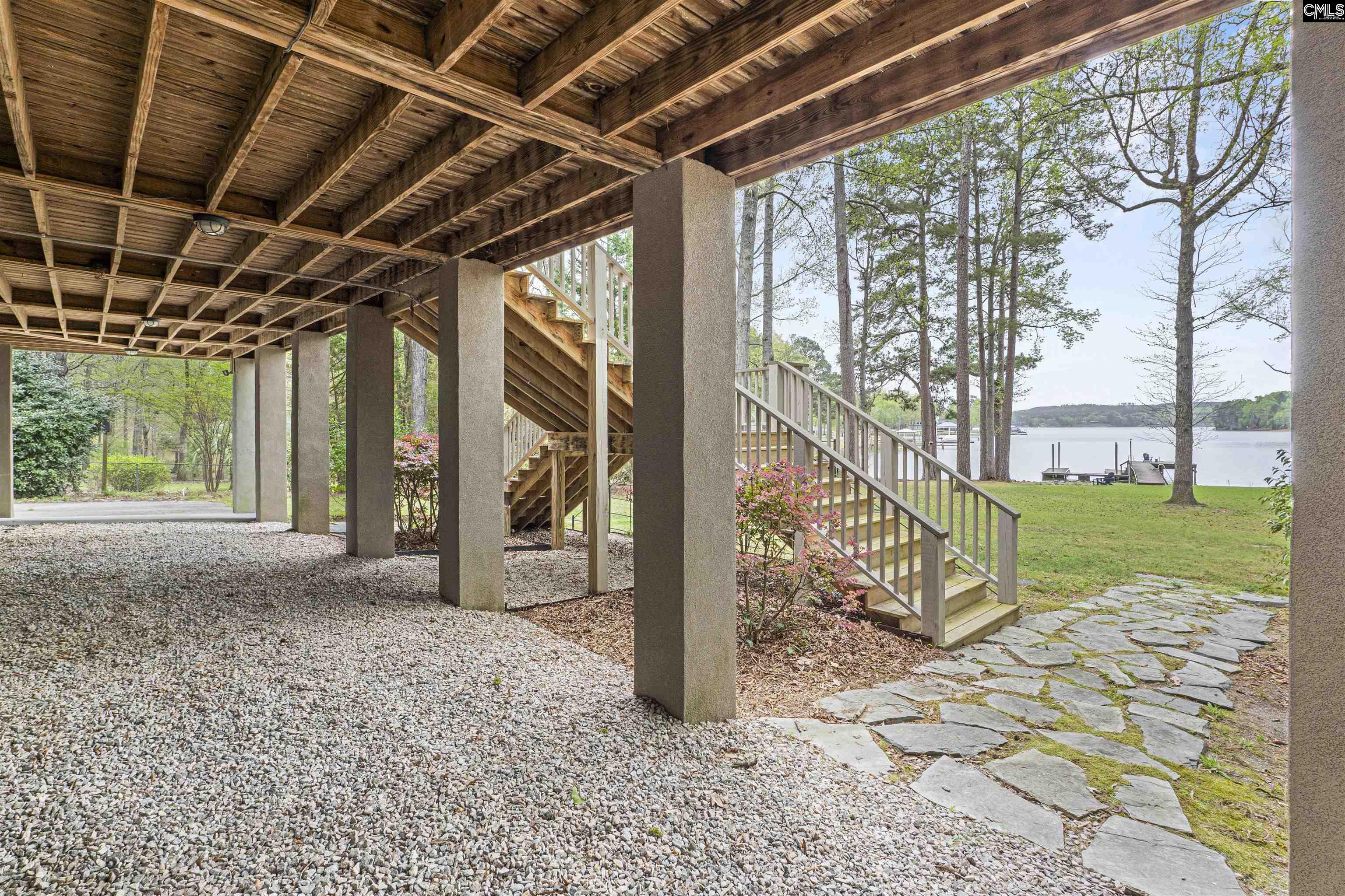 2223 Lakeshore Road