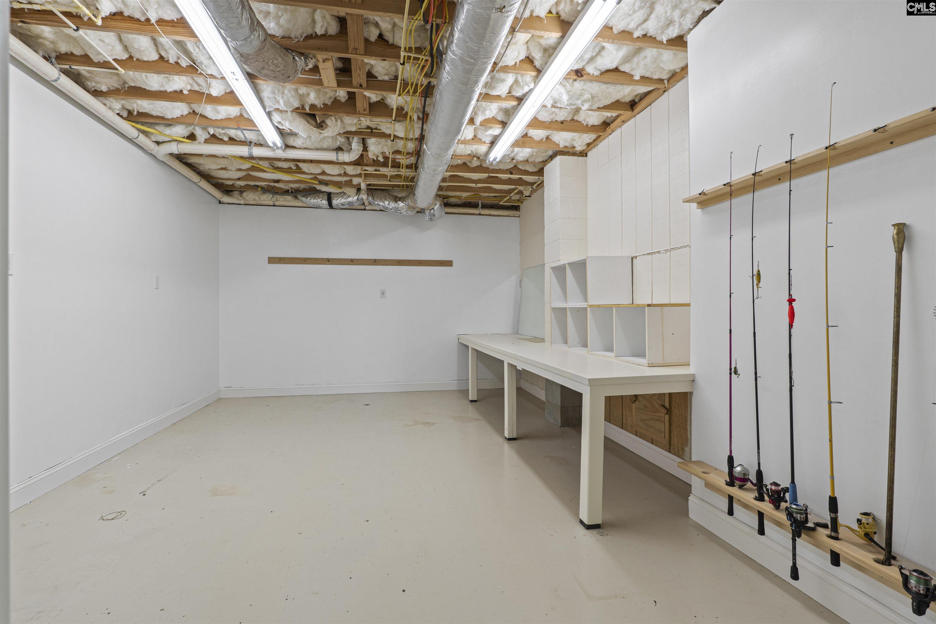 2223 Lakeshore Road