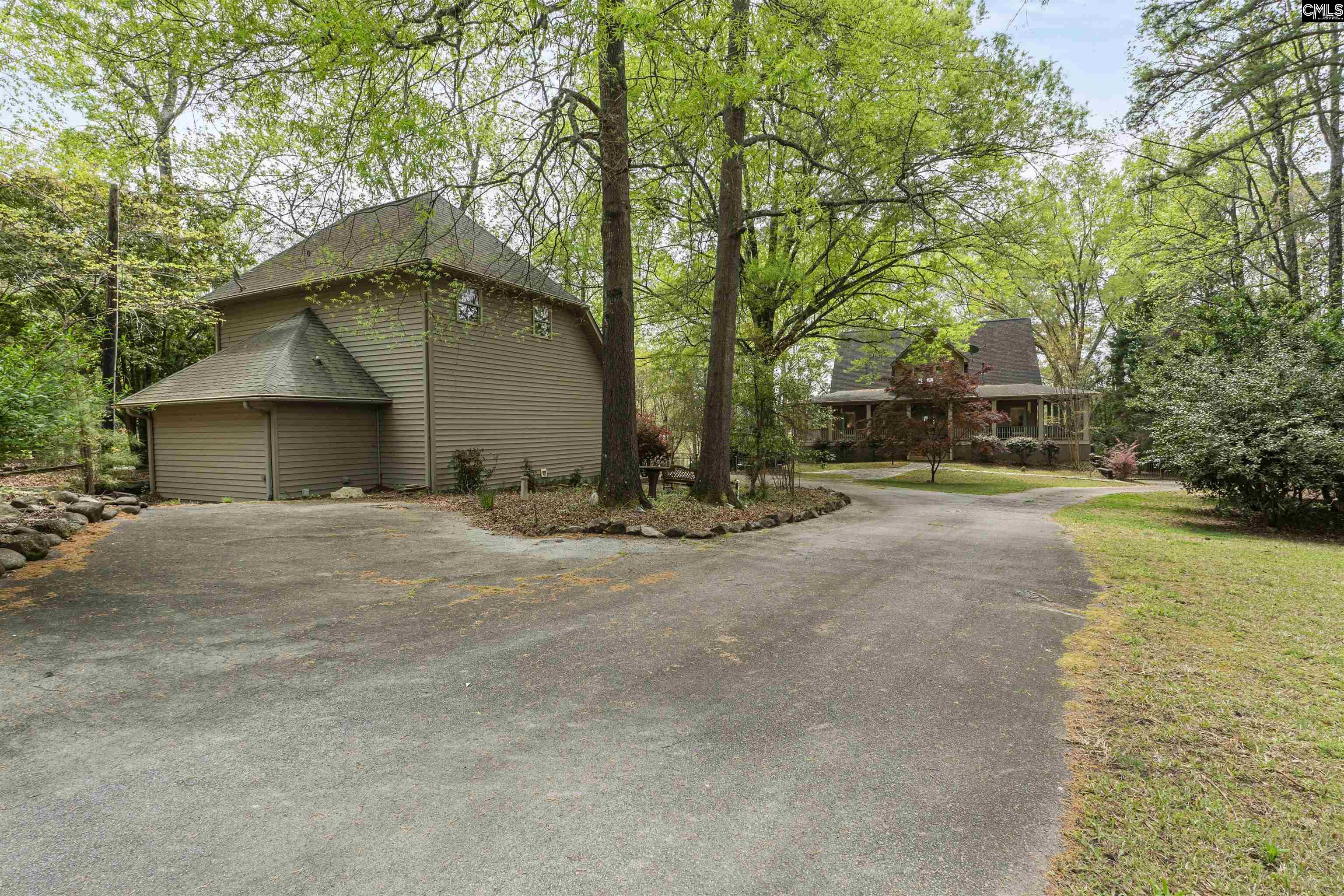 2223 Lakeshore Road