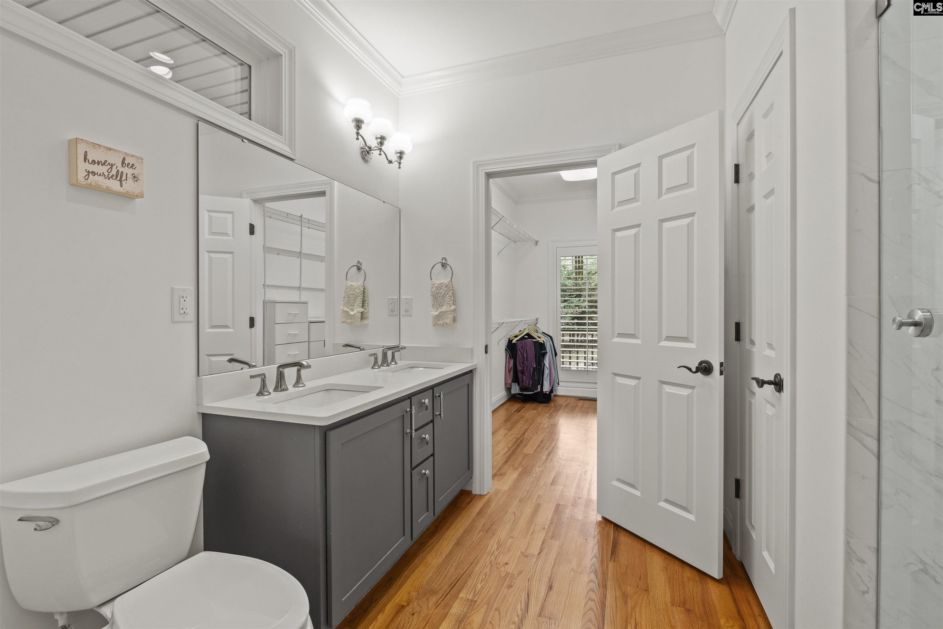 2223 Lakeshore Road