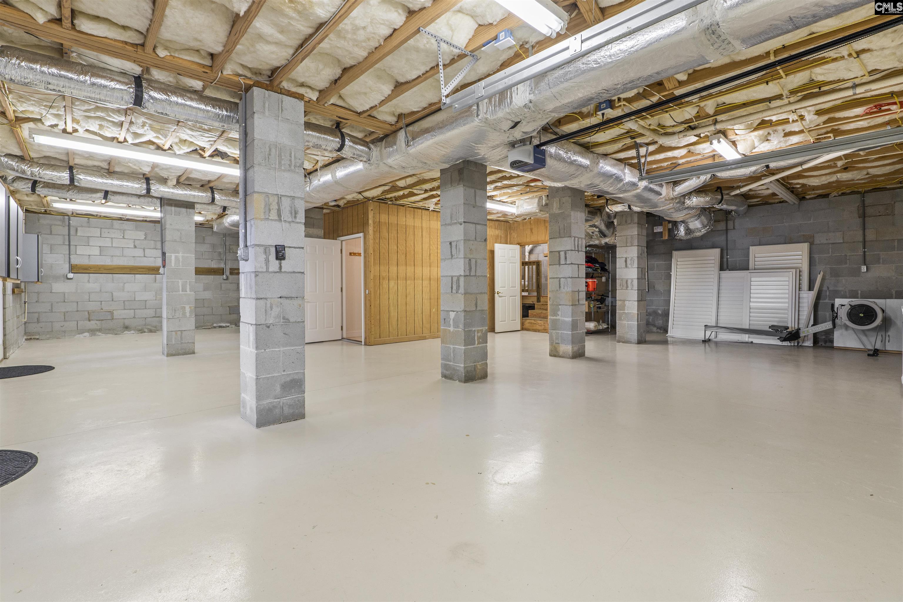 2223 Lakeshore Road