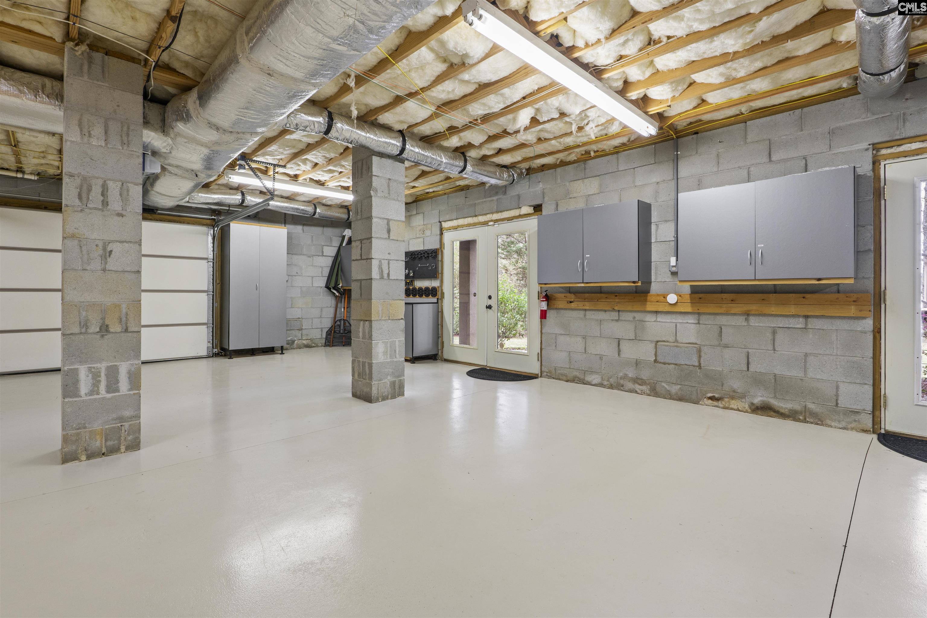 2223 Lakeshore Road