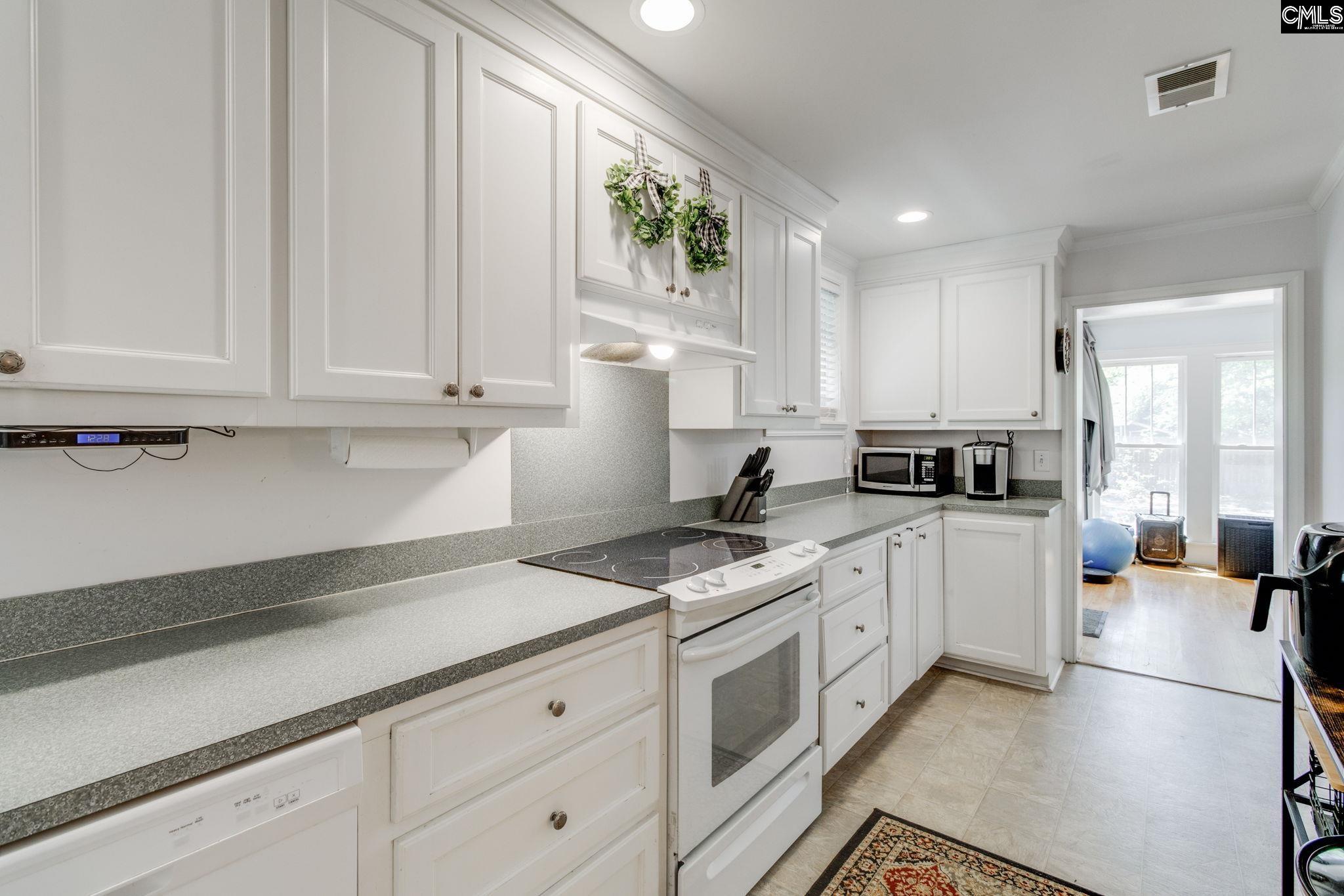 803 Kirkwood Circle