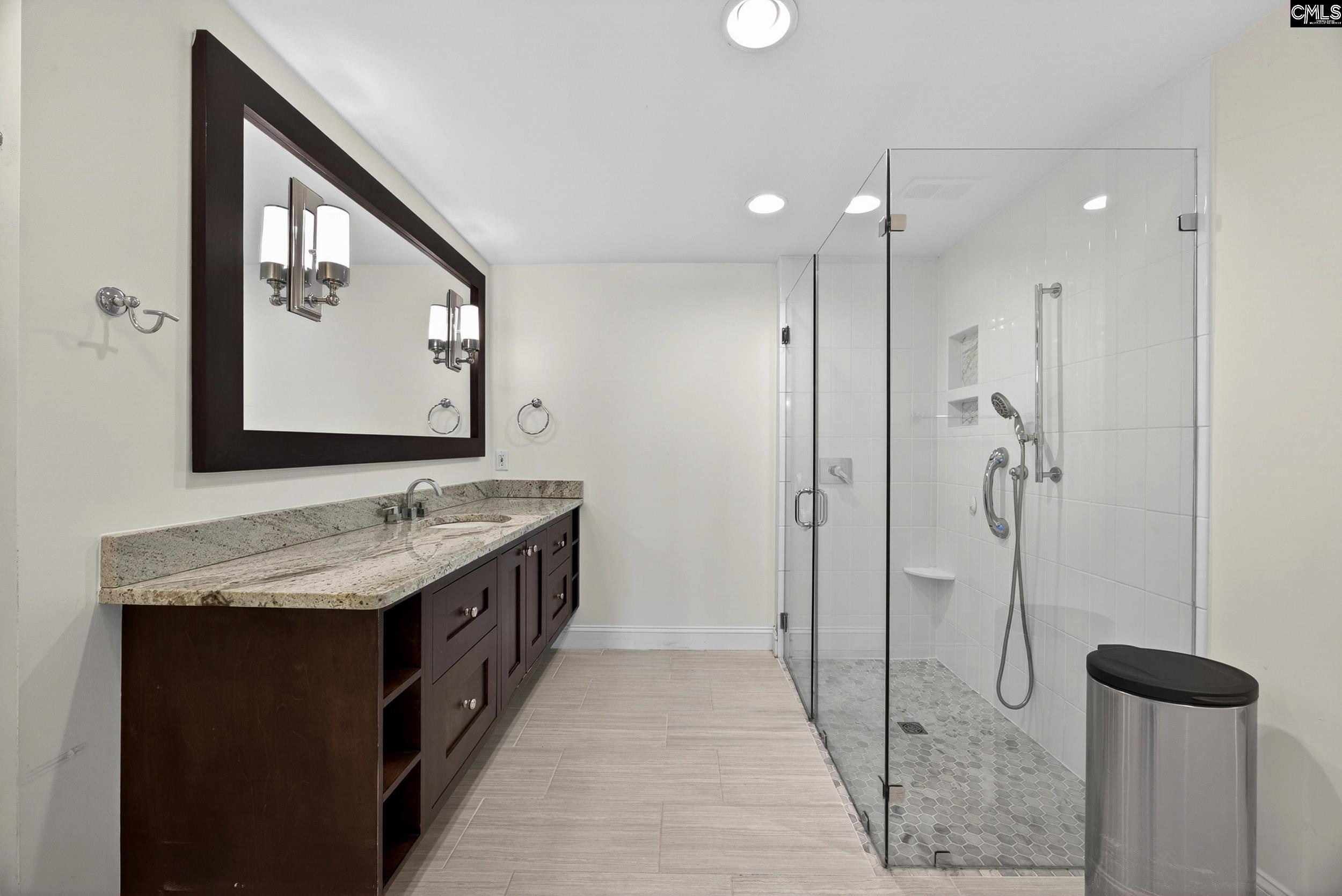 104 Turtle Point Court