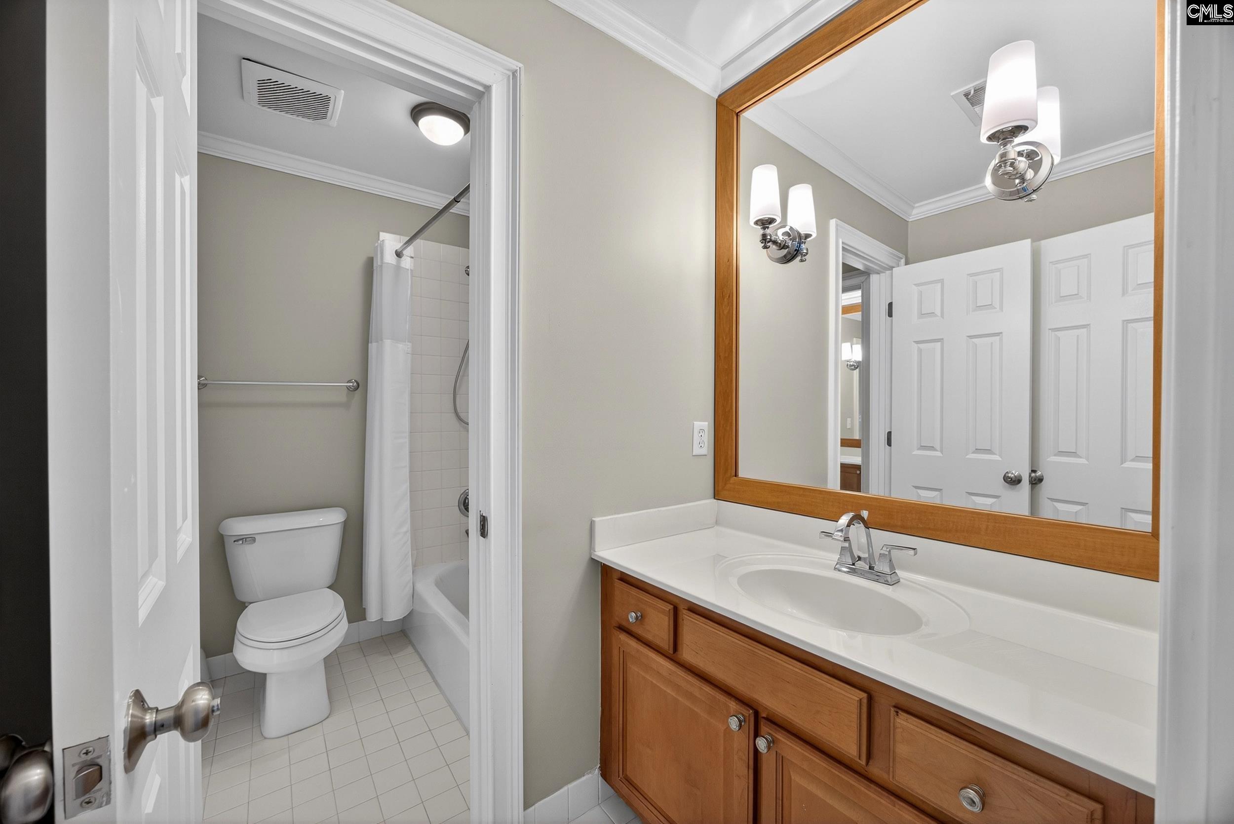 104 Turtle Point Court