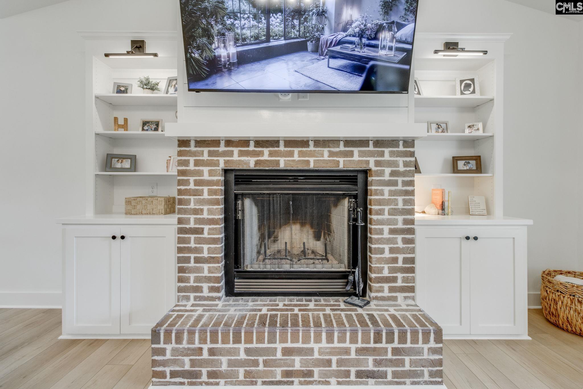471 Mustang Road