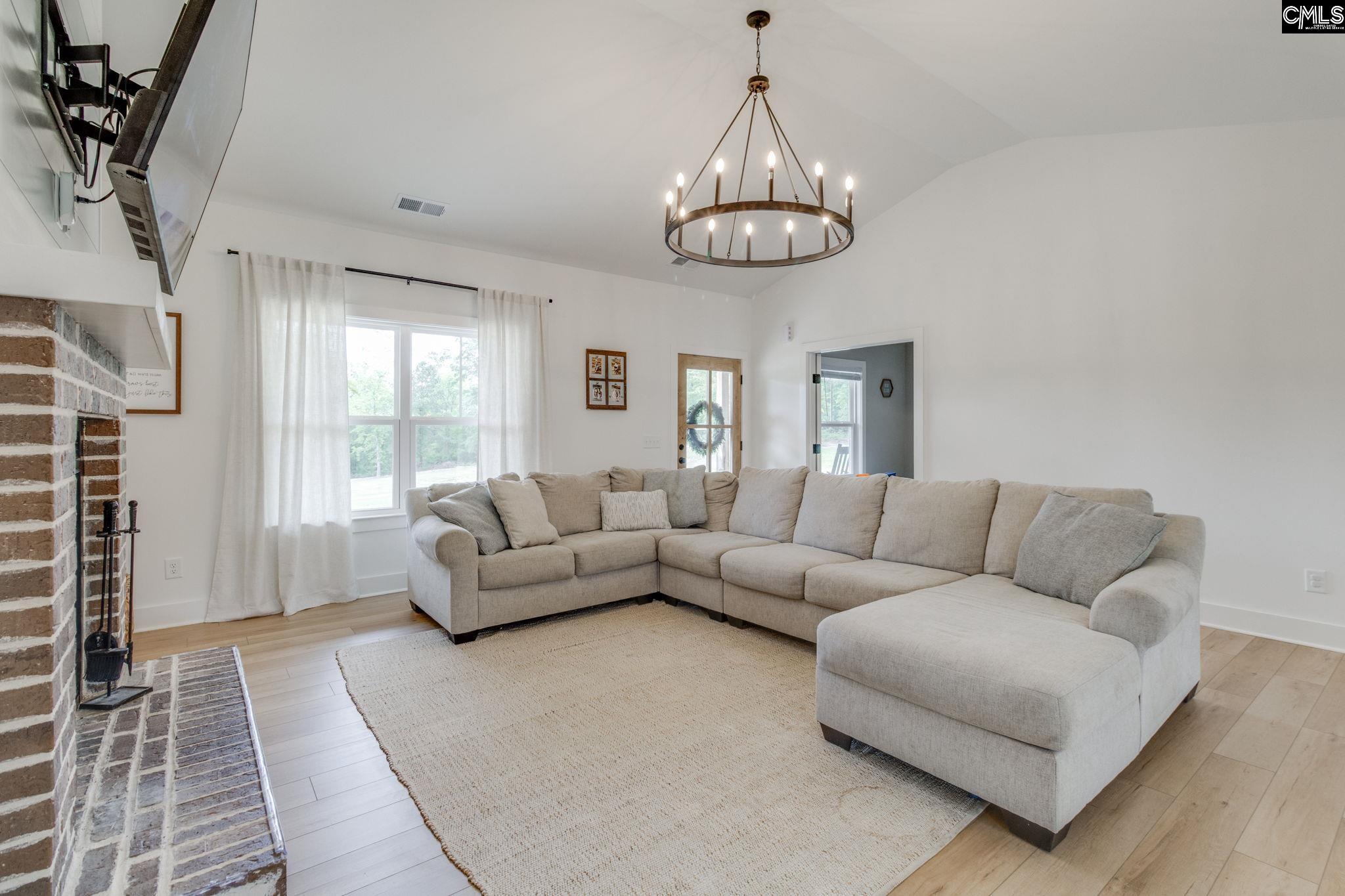 471 Mustang Road