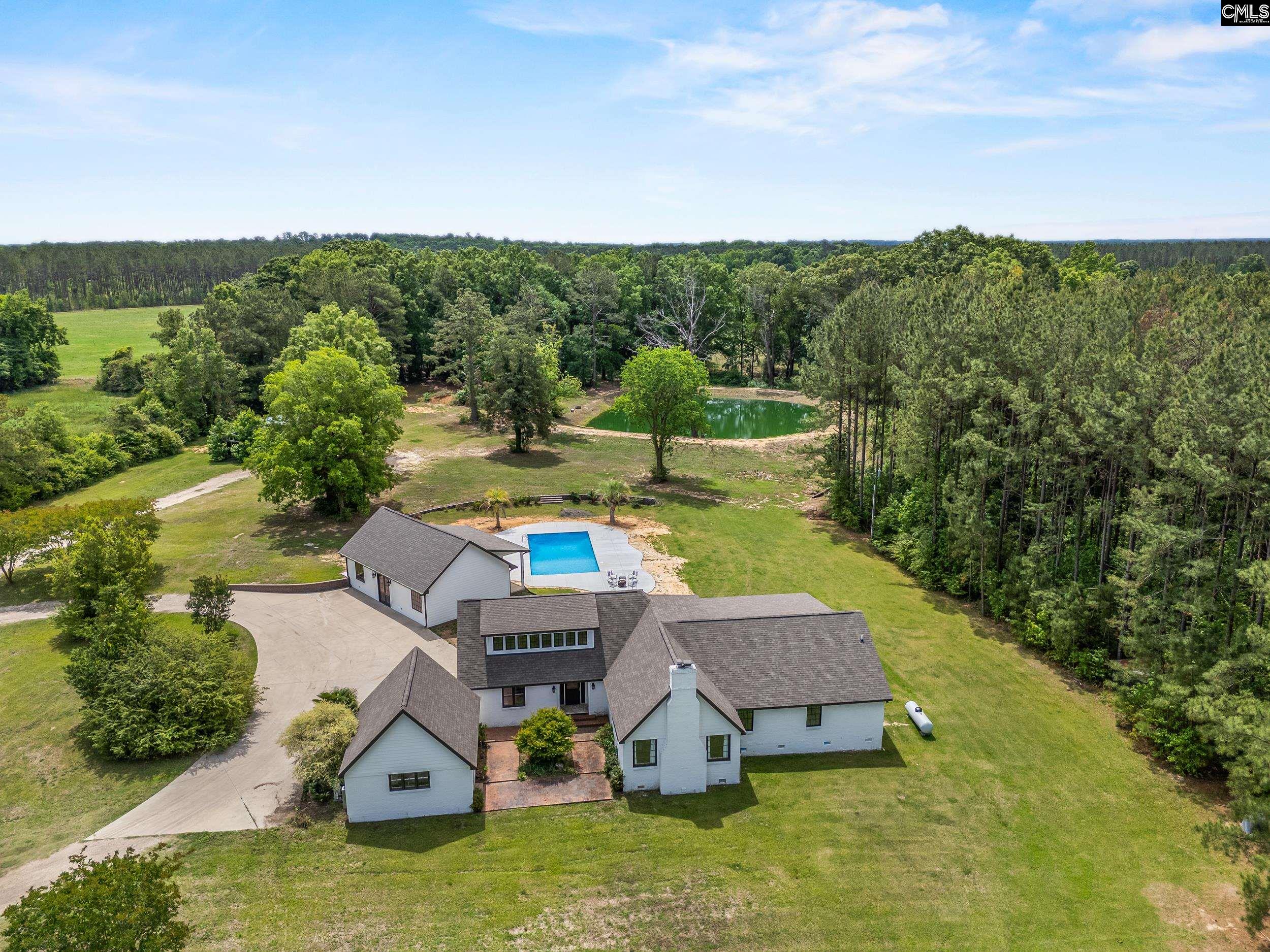 213 Tombfield Road