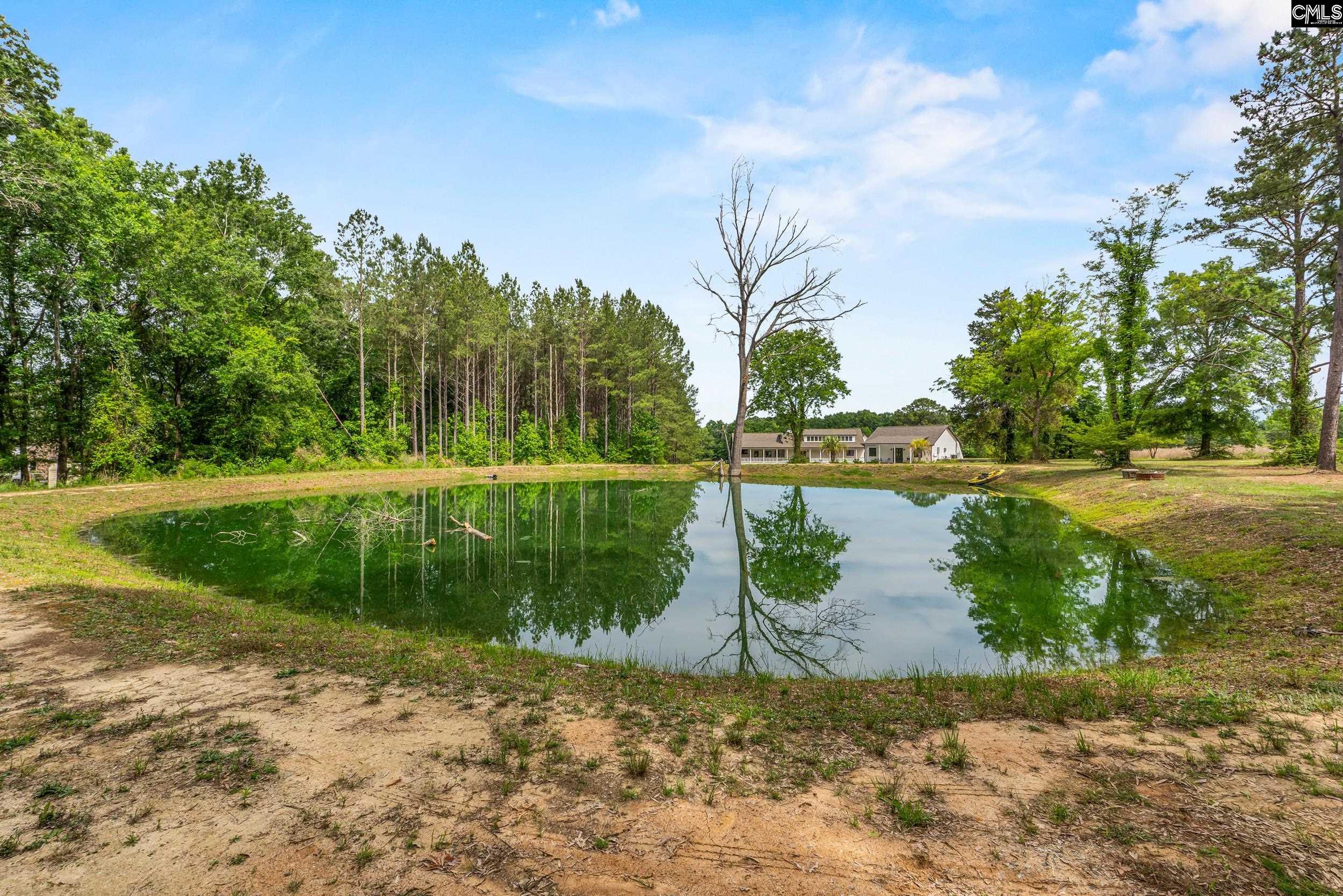213 Tombfield Road