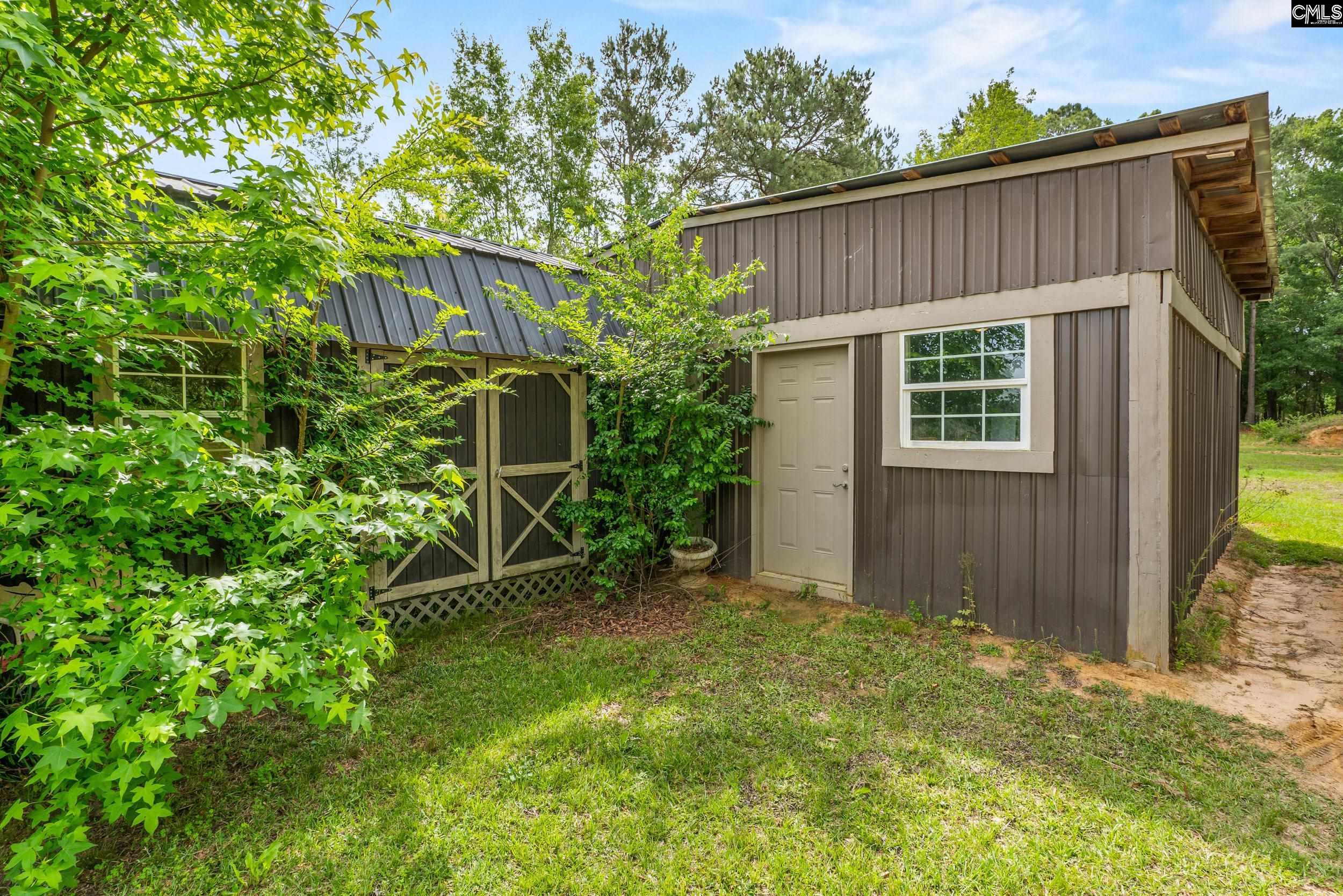 213 Tombfield Road