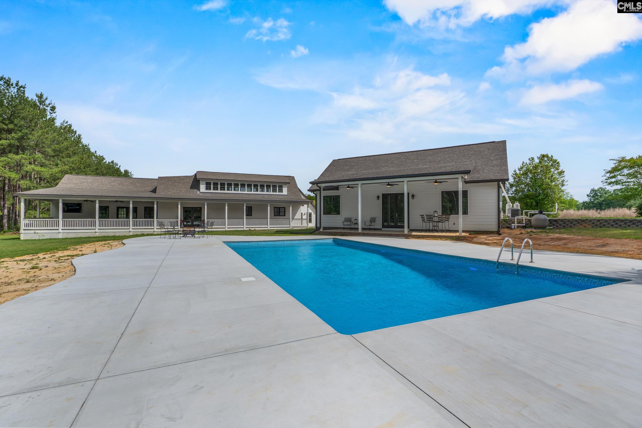 213 Tombfield Road