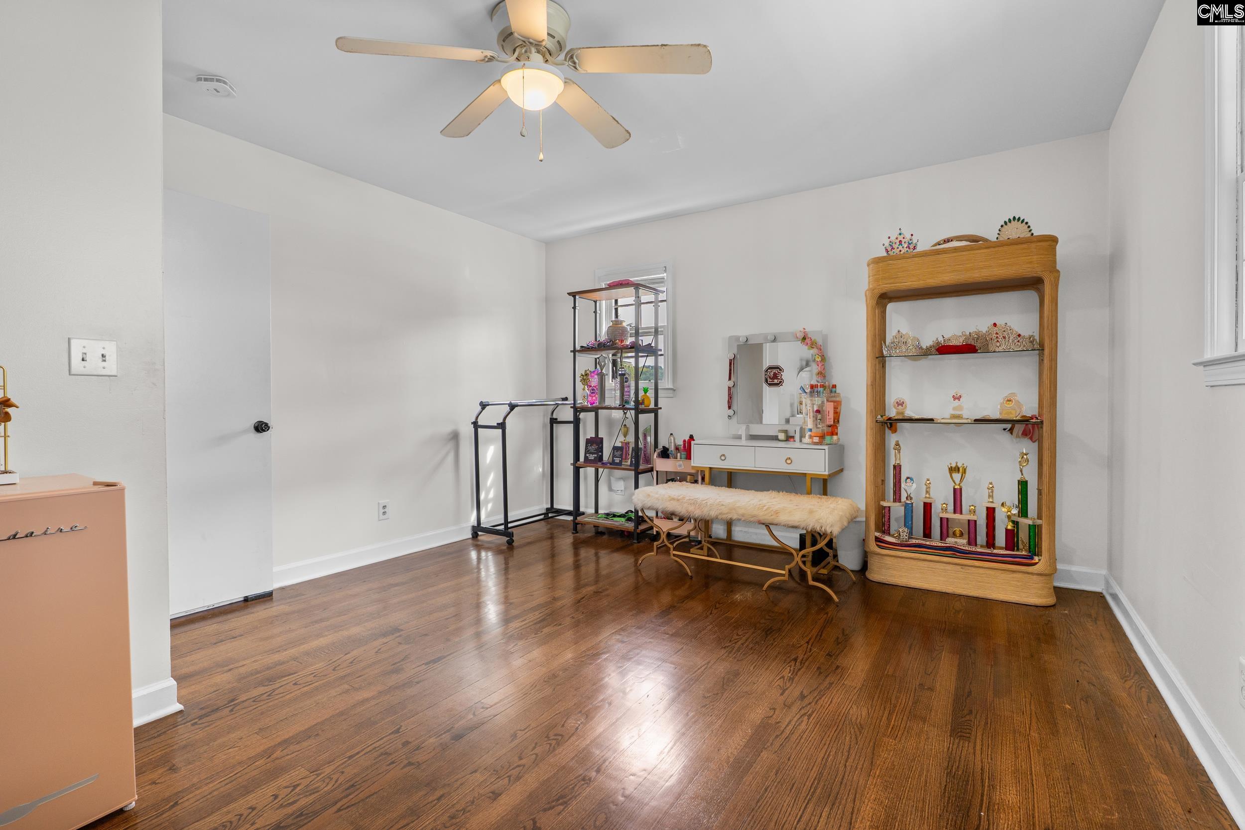 213 Tombfield Road