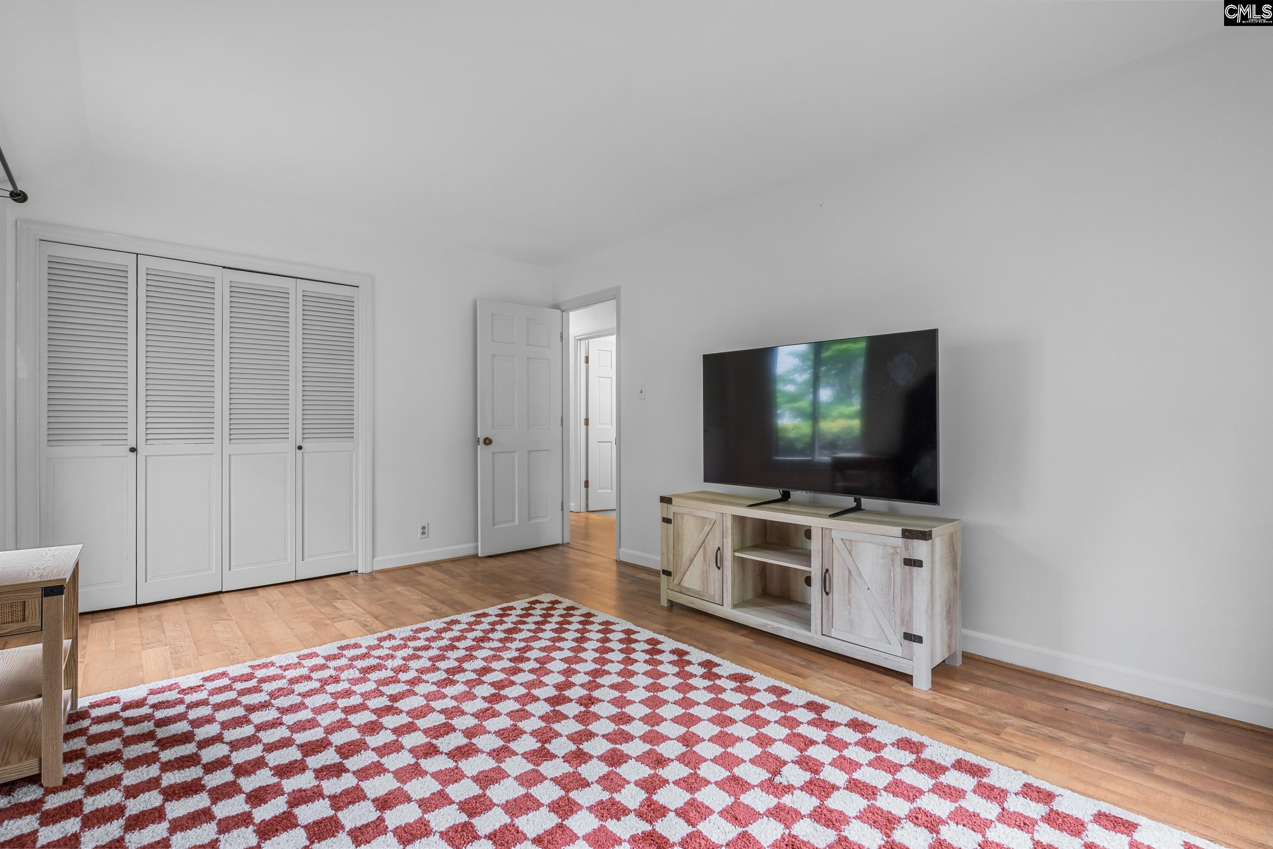 1811 Hobkirk Court
