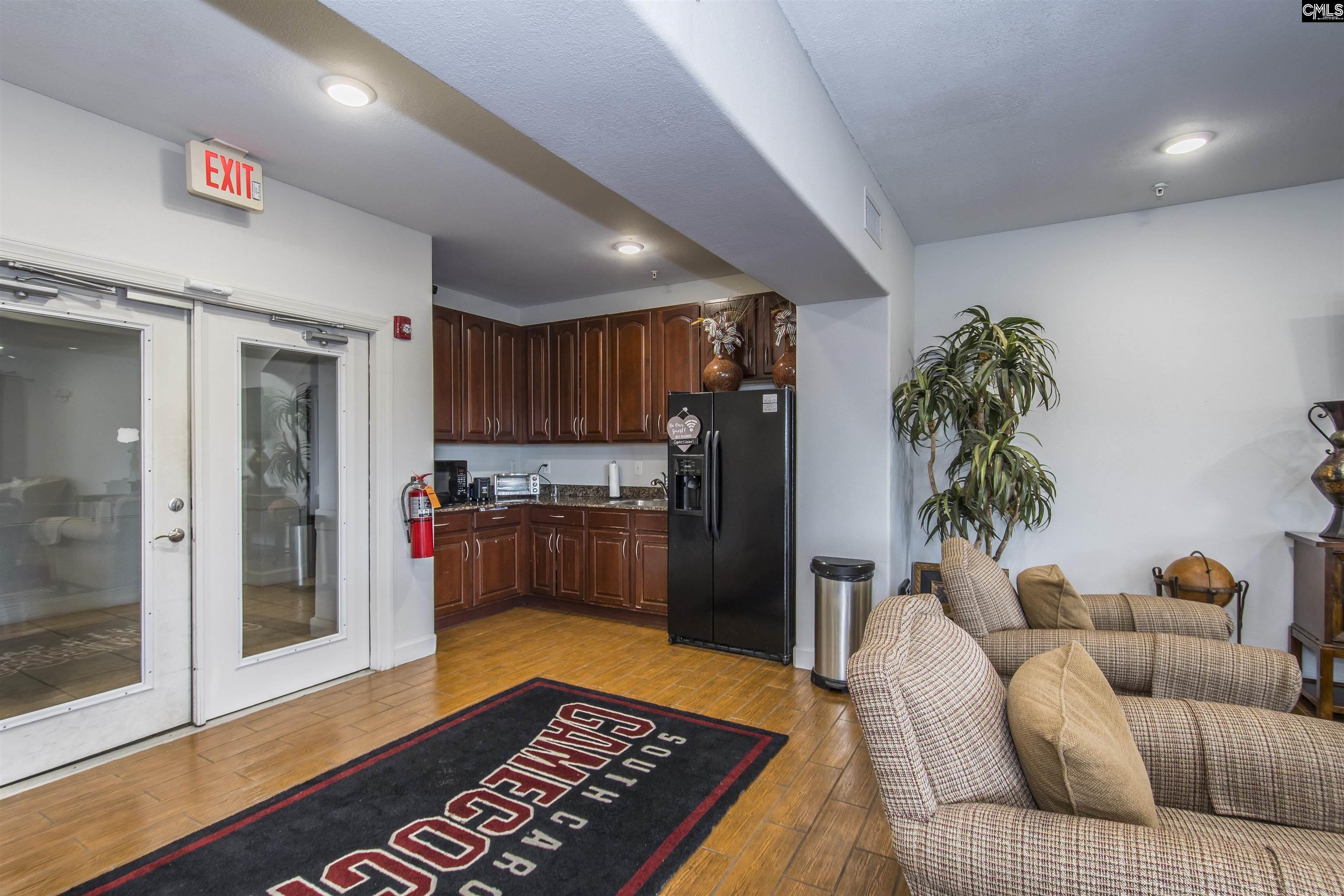1085 Shop Road 249