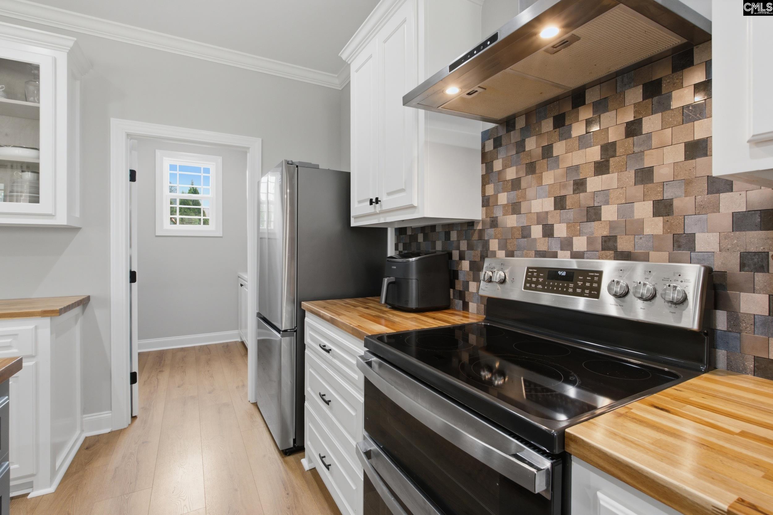 143 Ascot Drive
