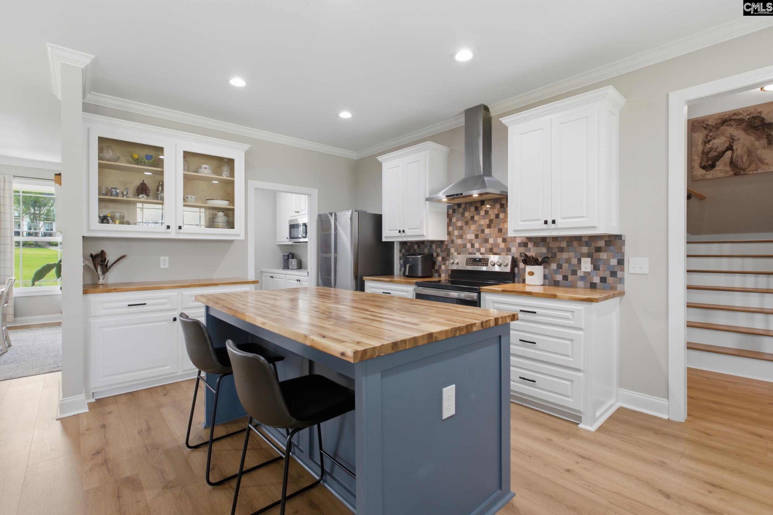 143 Ascot Drive