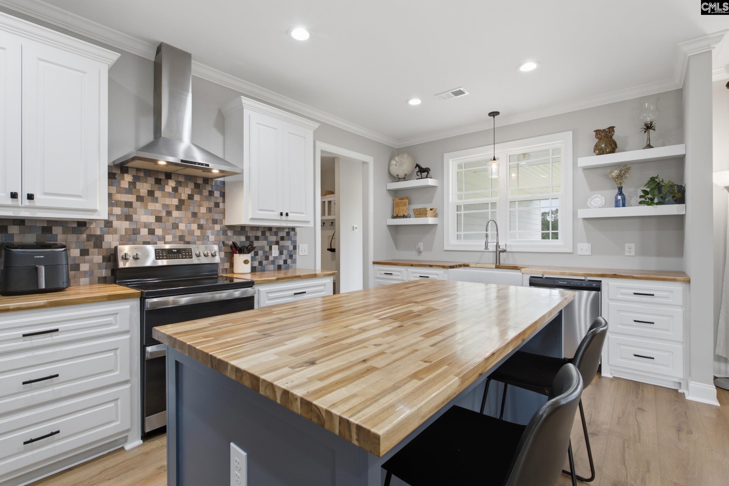 143 Ascot Drive